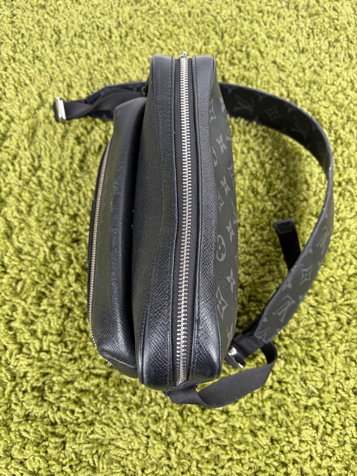 Borsa Louis Vuitton Outdoor Messenger Nera - Second Hand Di Fiore
