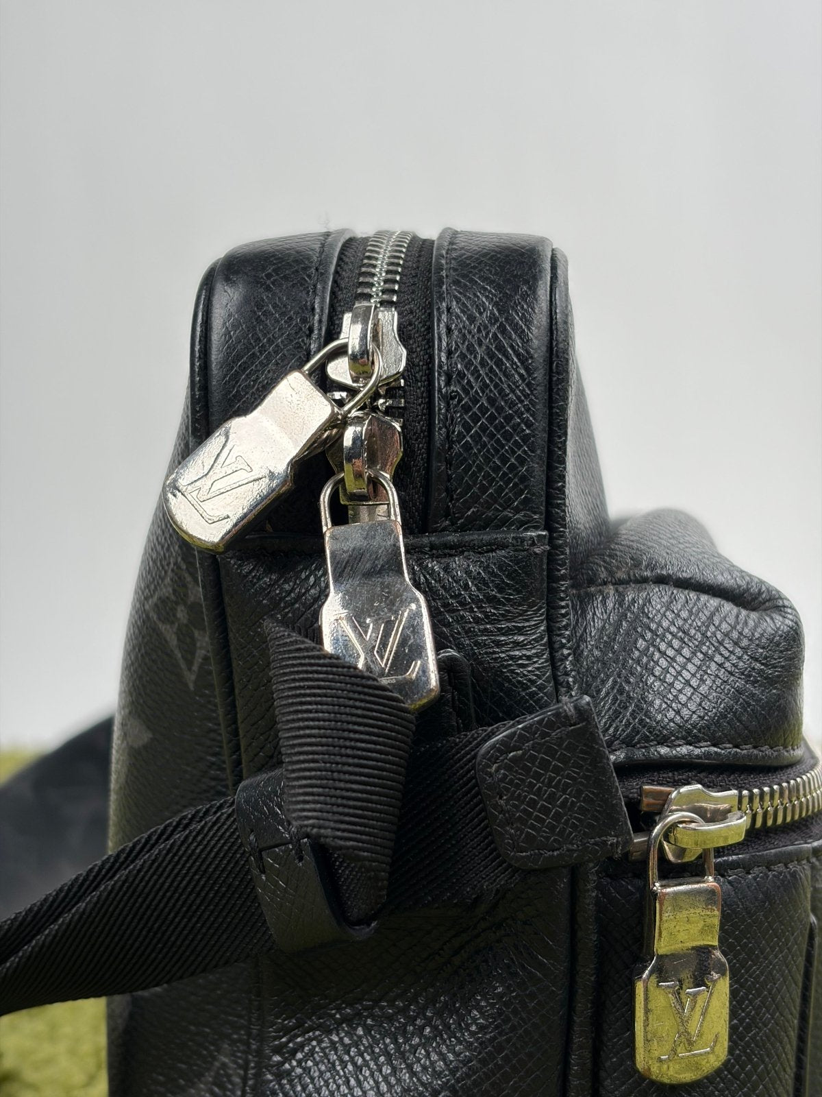 Borsa Louis Vuitton Outdoor Messenger Nera - Second Hand Di Fiore