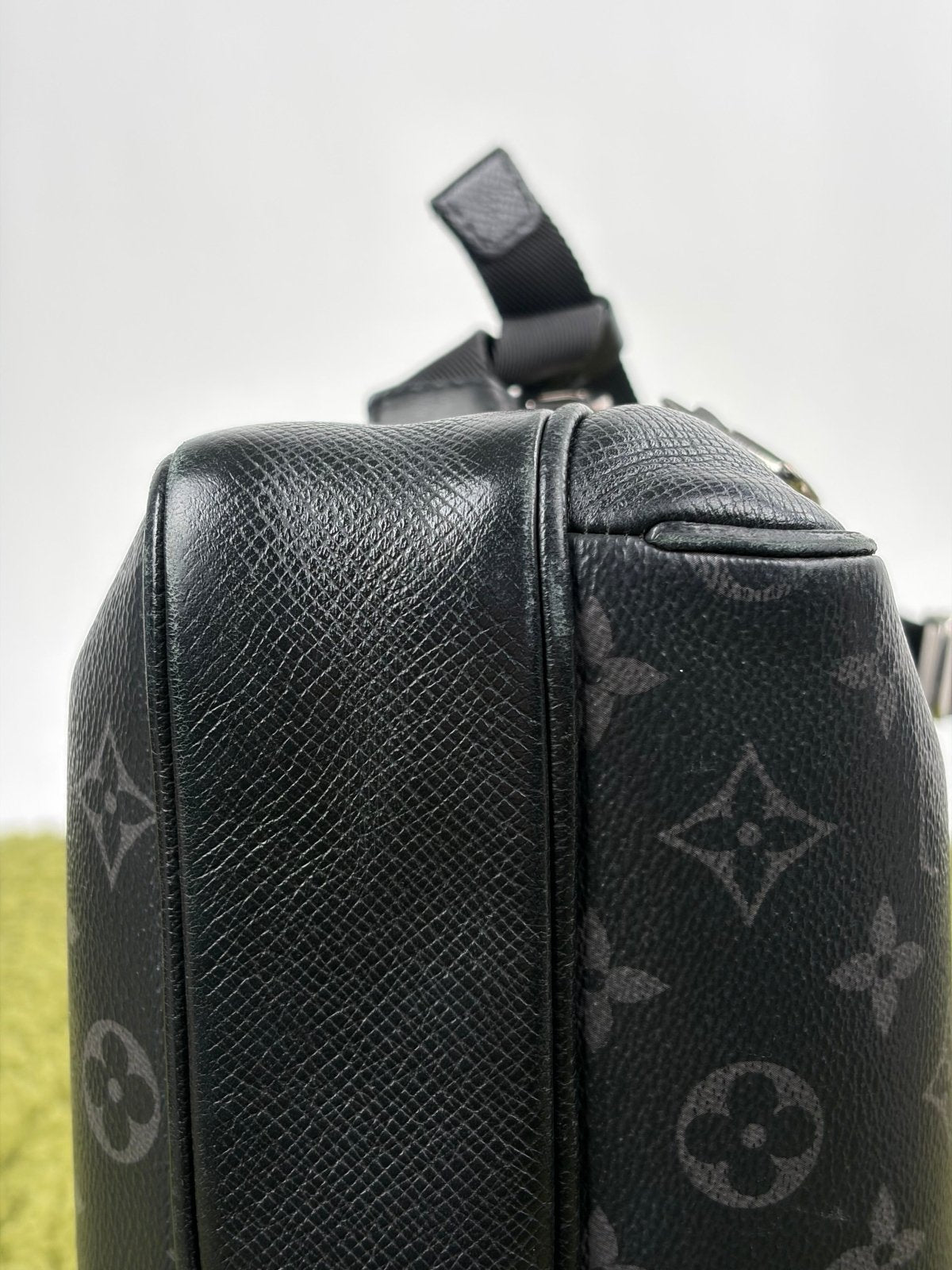 Borsa Louis Vuitton Outdoor Messenger Nera - Second Hand Di Fiore
