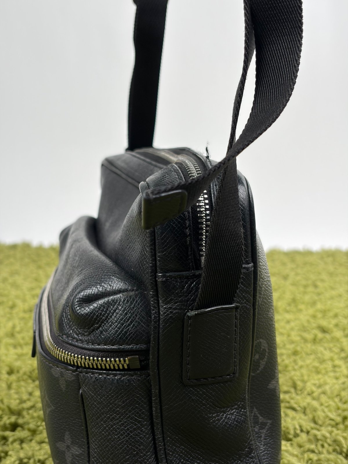 Borsa Louis Vuitton Outdoor Messenger Nera - Second Hand Di Fiore