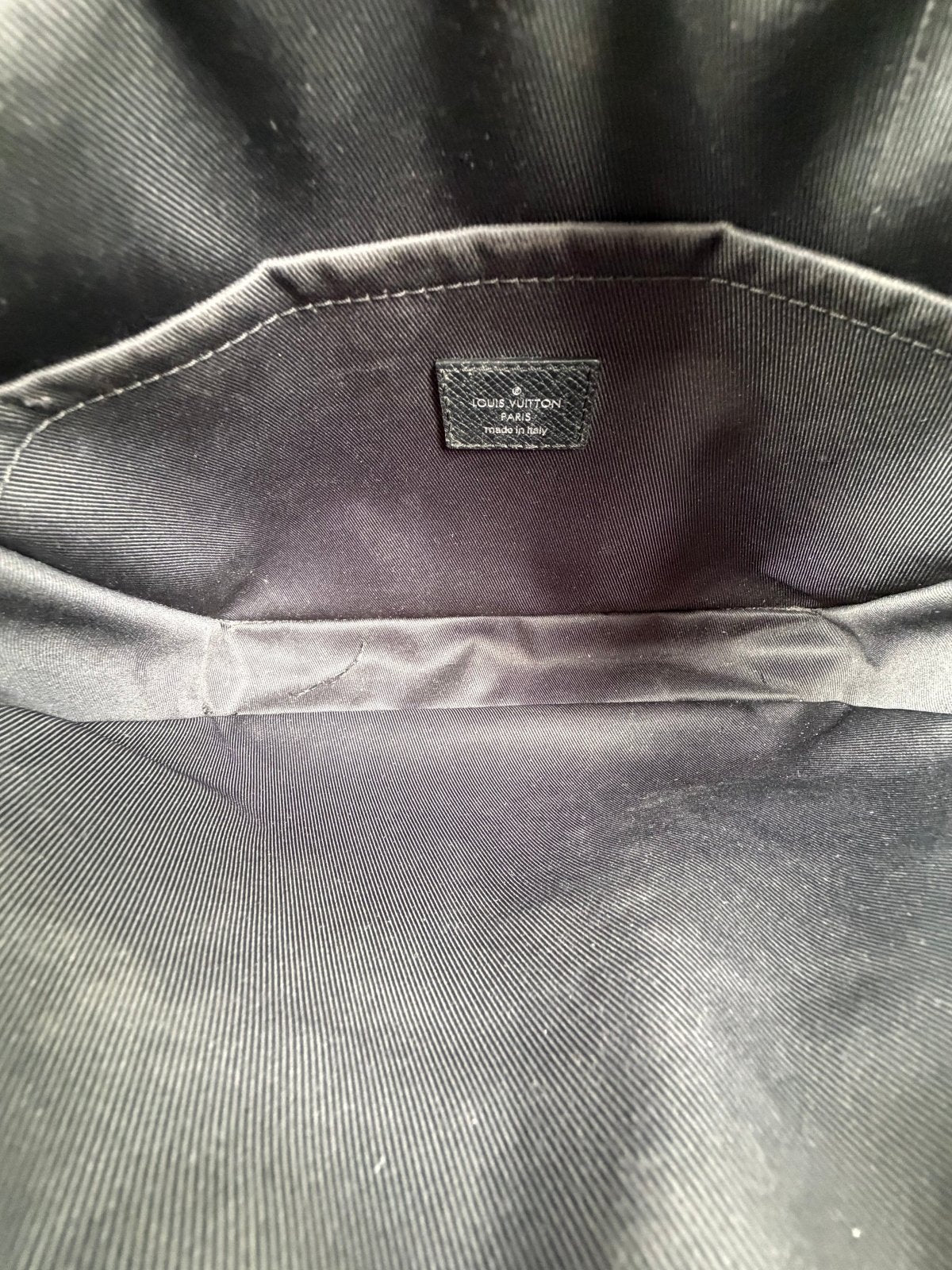 Borsa Louis Vuitton Outdoor Messenger Nera - Second Hand Di Fiore
