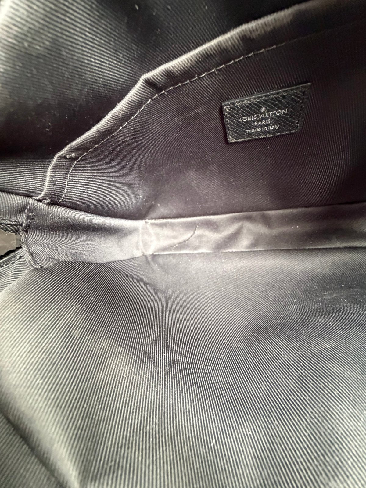 Borsa Louis Vuitton Outdoor Messenger Nera - Second Hand Di Fiore