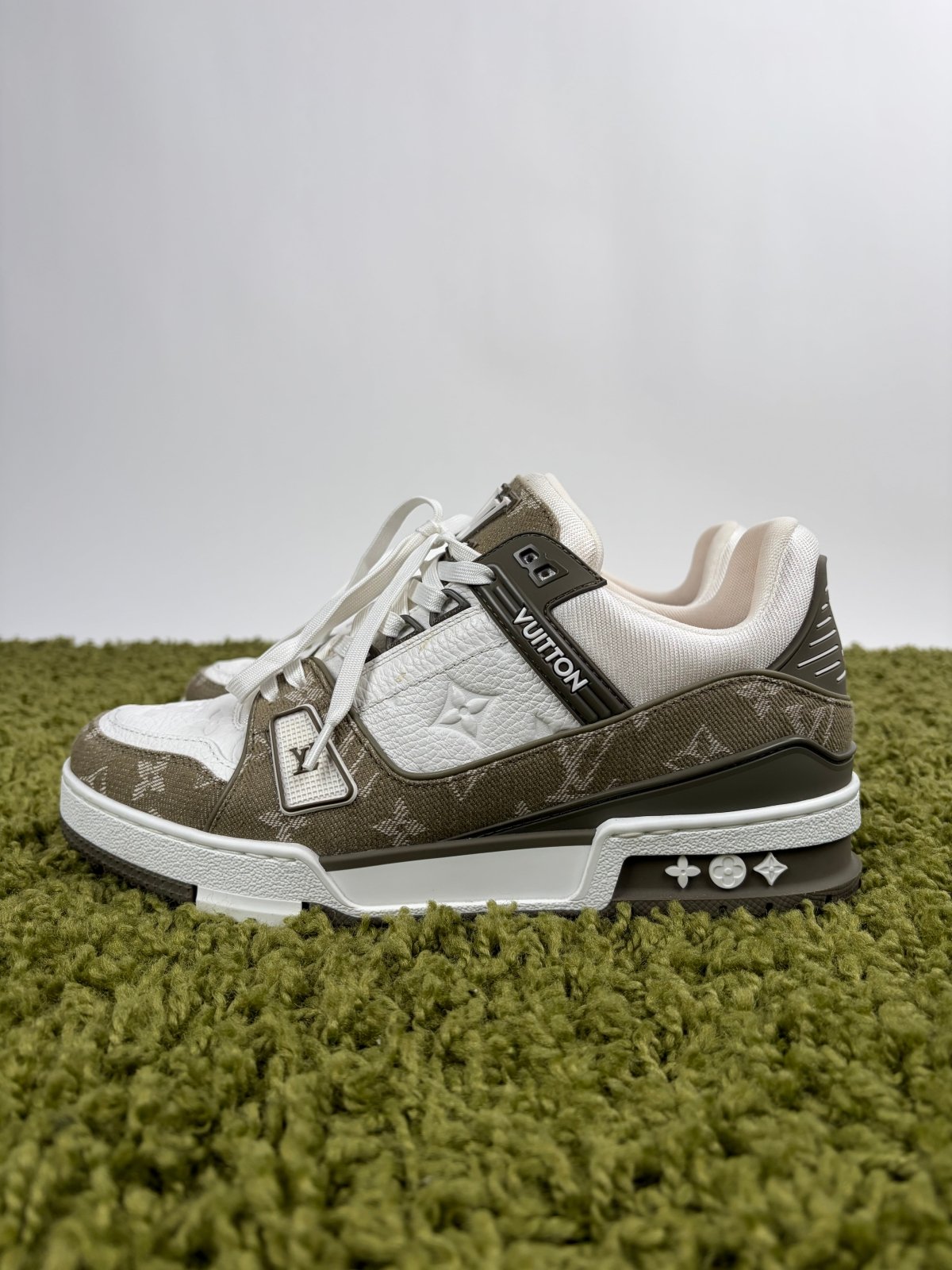 Louis Vuitton Trainer Denim Beige 6.5 - Second Hand Di Fiore