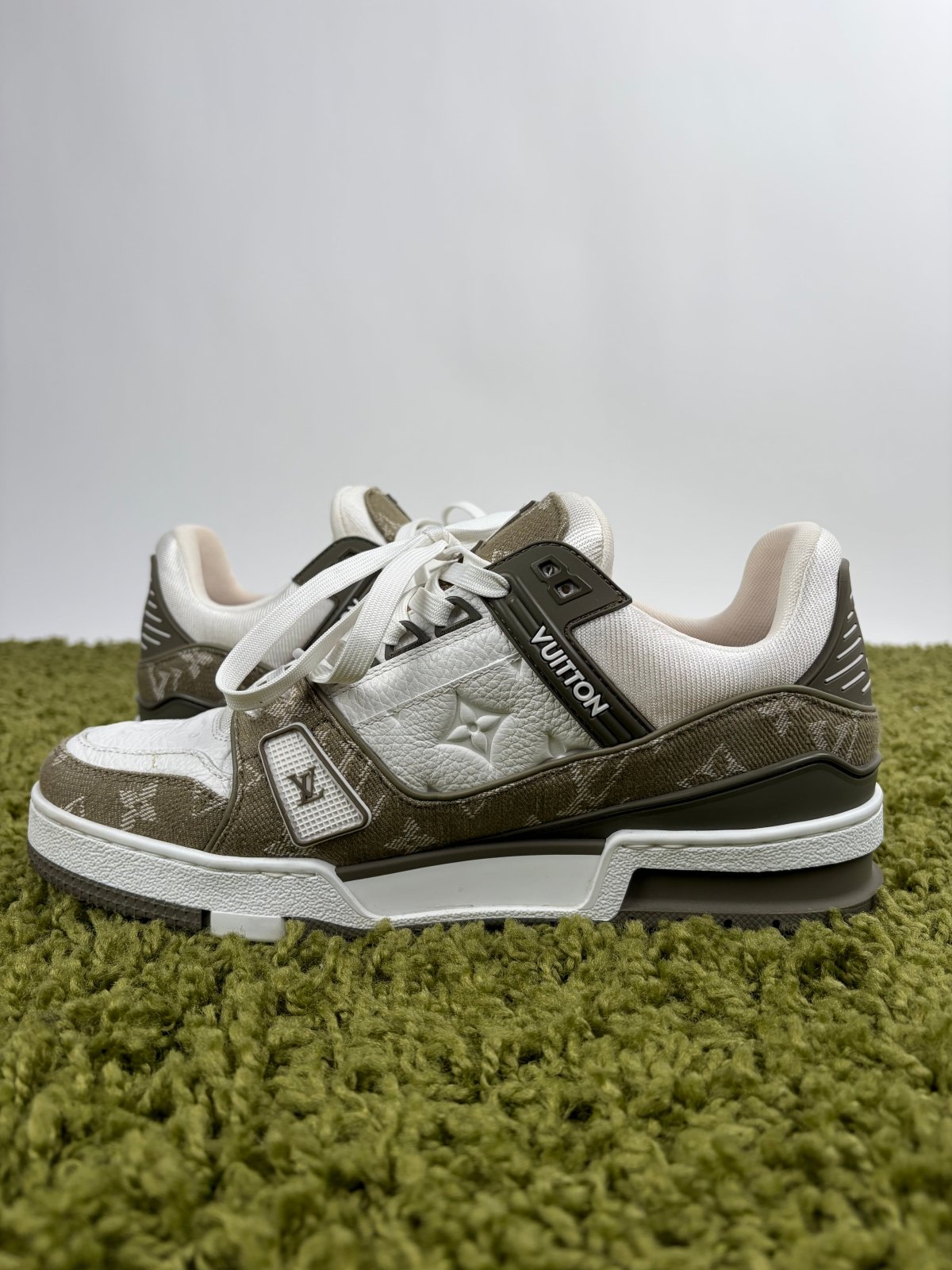 Louis Vuitton Trainer Denim Beige 6.5 - Second Hand Di Fiore