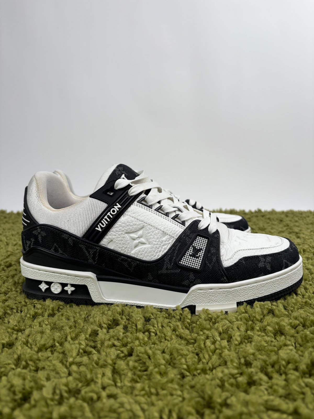 Louis Vuitton Trainer Denim nera 6.5 - Second Hand Di Fiore