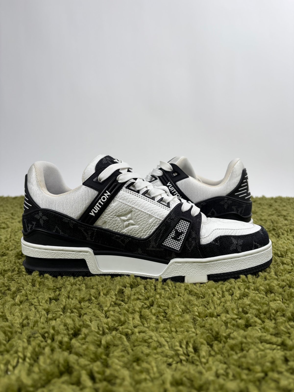 Louis Vuitton Trainer Denim nera 6.5 - Second Hand Di Fiore