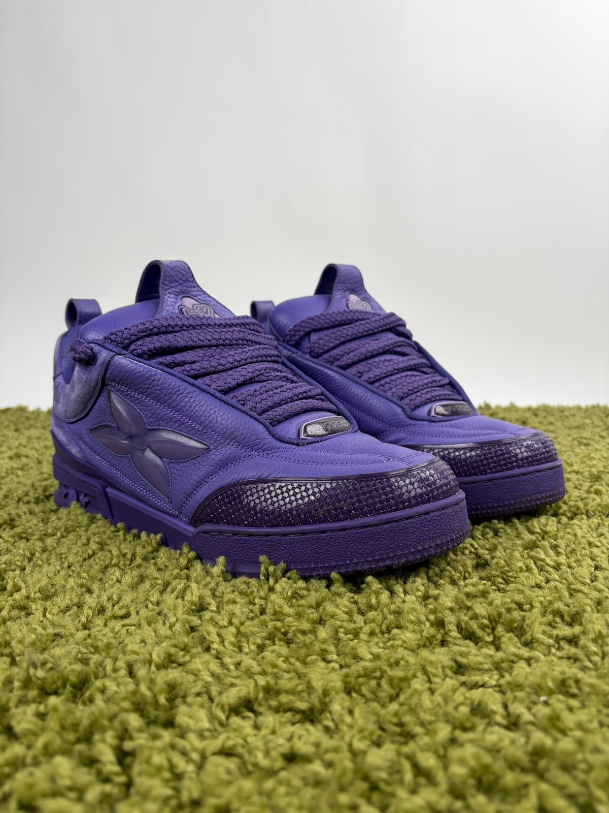 Louis Vuitton Skate Viola 9.5 - Second Hand Di Fiore