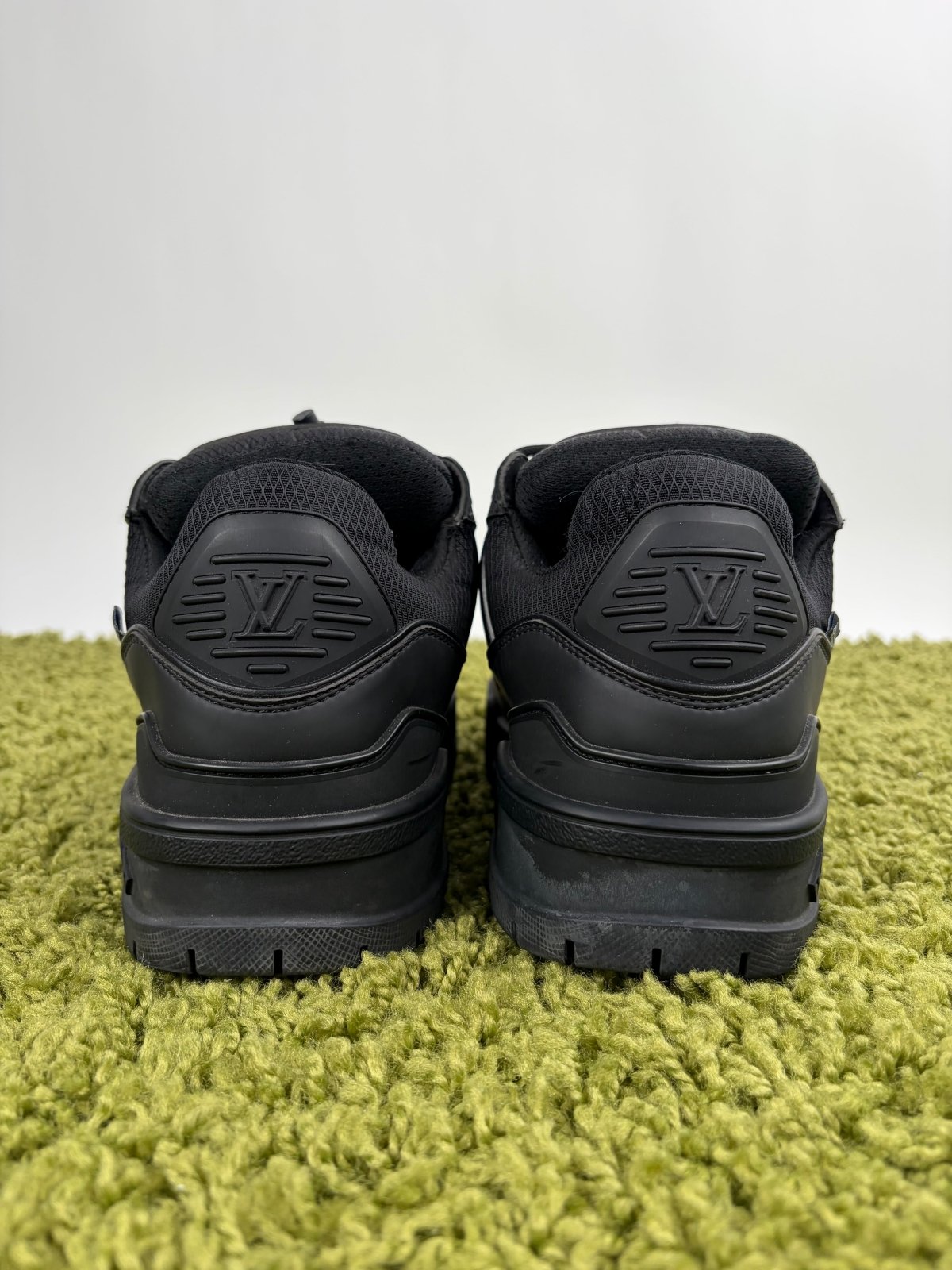 Louis Vuitton Trainer Maxi Nera 6.5 - Second Hand Di Fiore