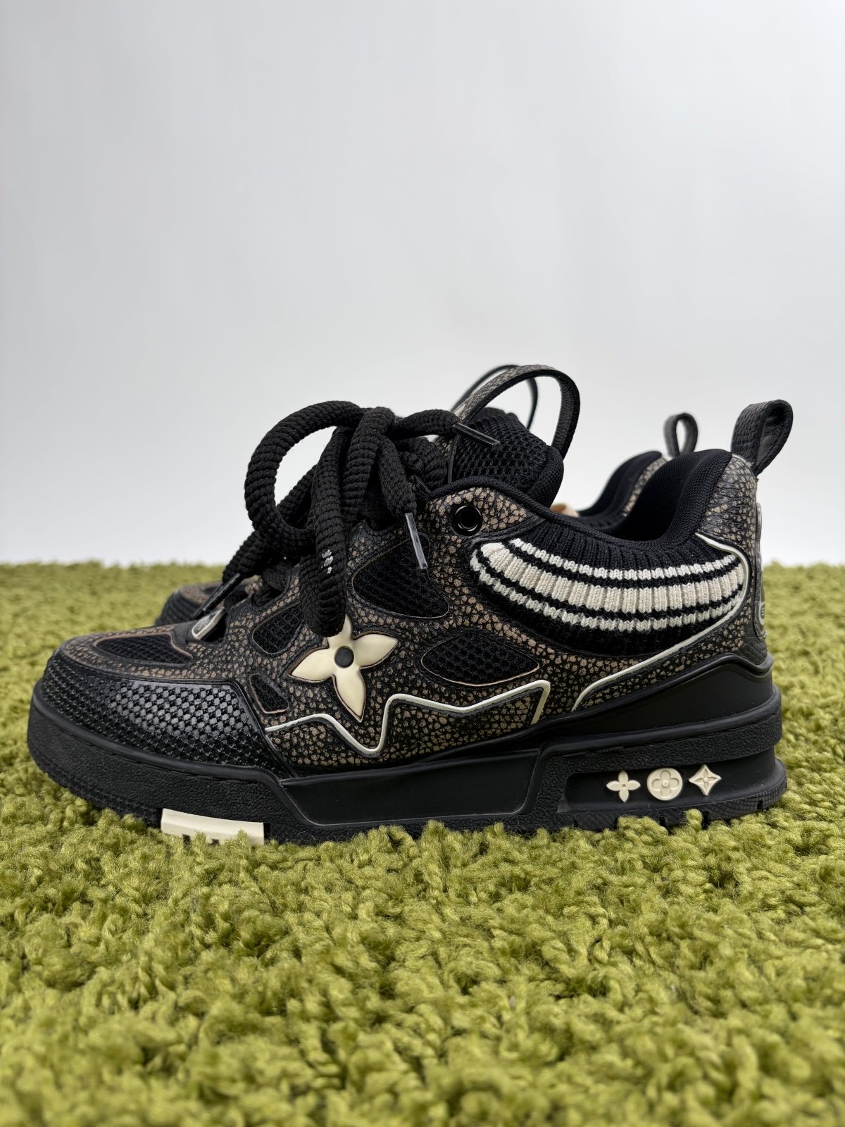 Louis Vuitton Skate Nera Multicolor 6.5 - Second Hand Di Fiore