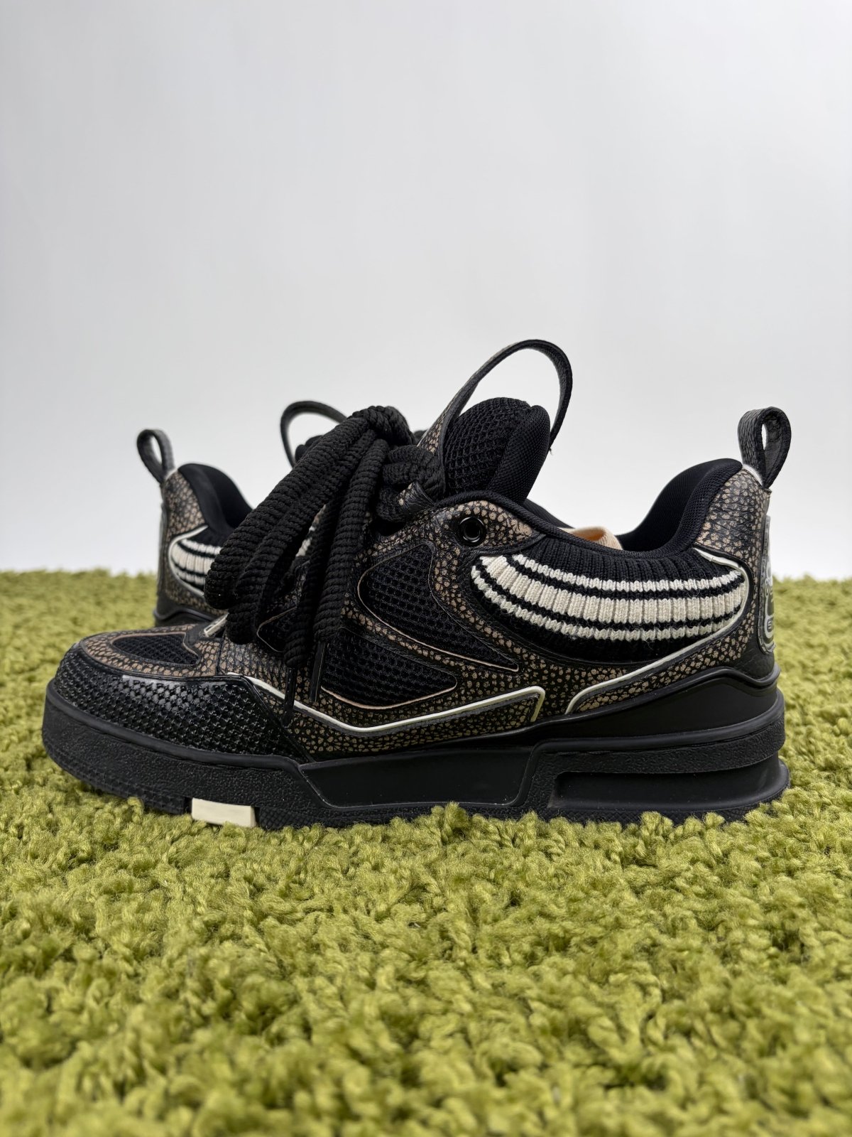 Louis Vuitton Skate Nera Multicolor 6.5 - Second Hand Di Fiore