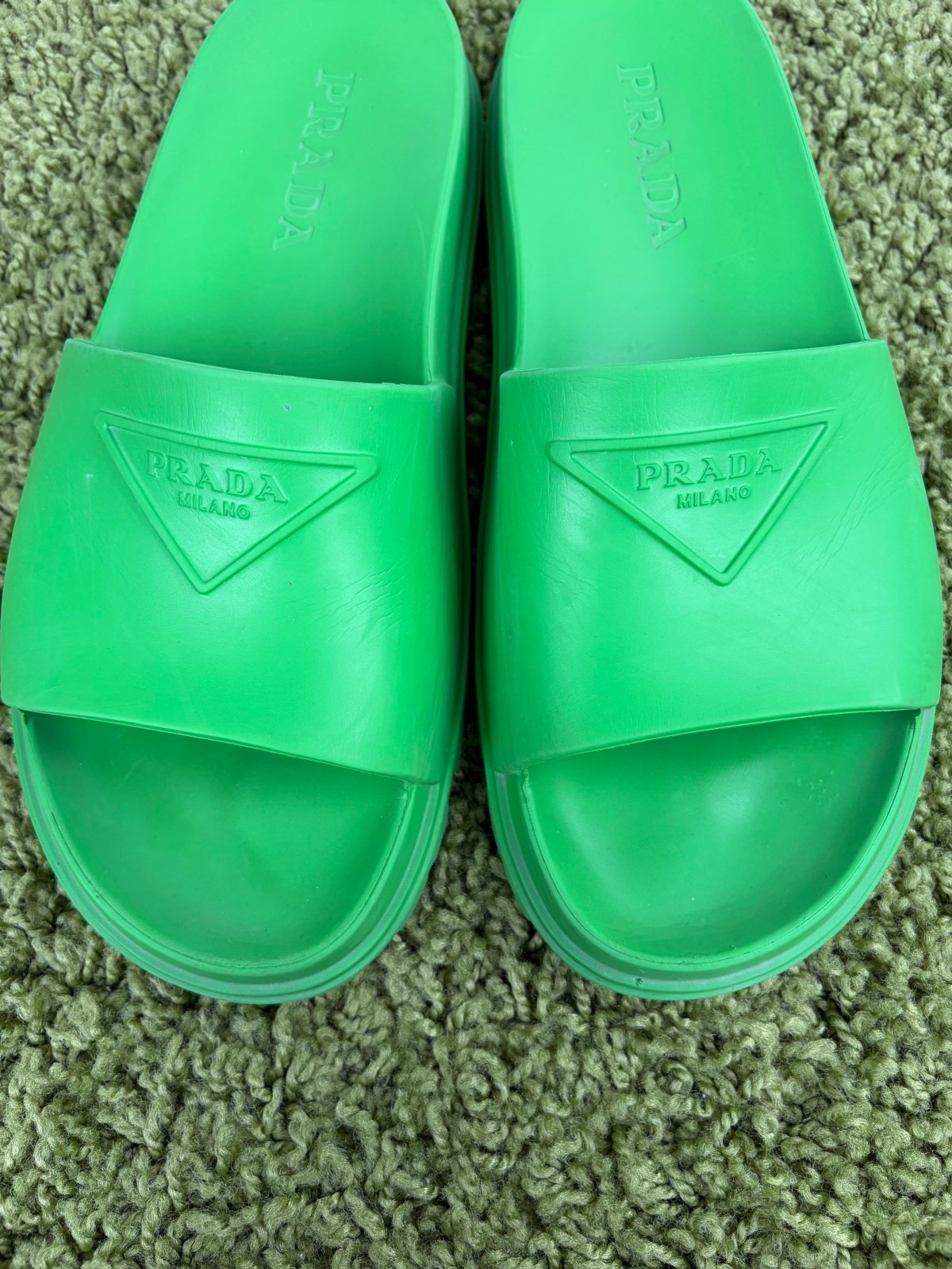 Ciabatta Prada In gomma Verde - Second Hand Di Fiore