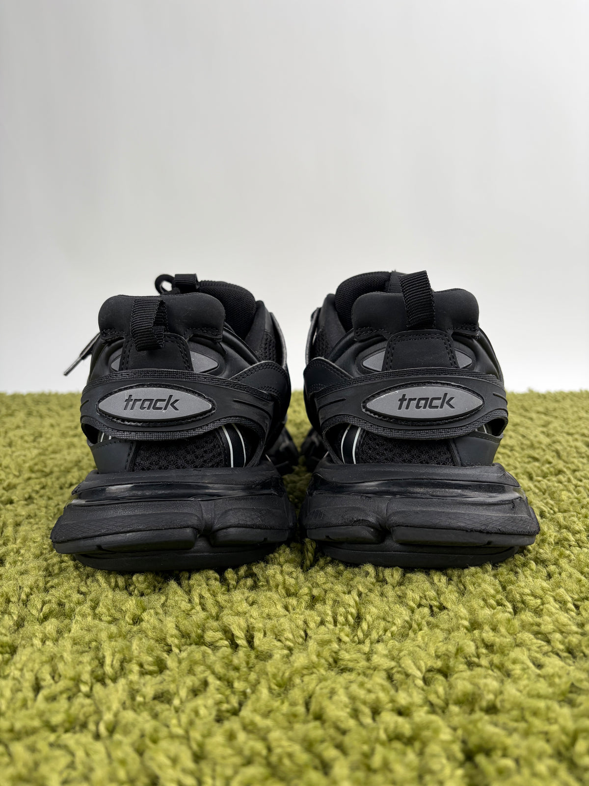 Balenciaga Track Nera 43