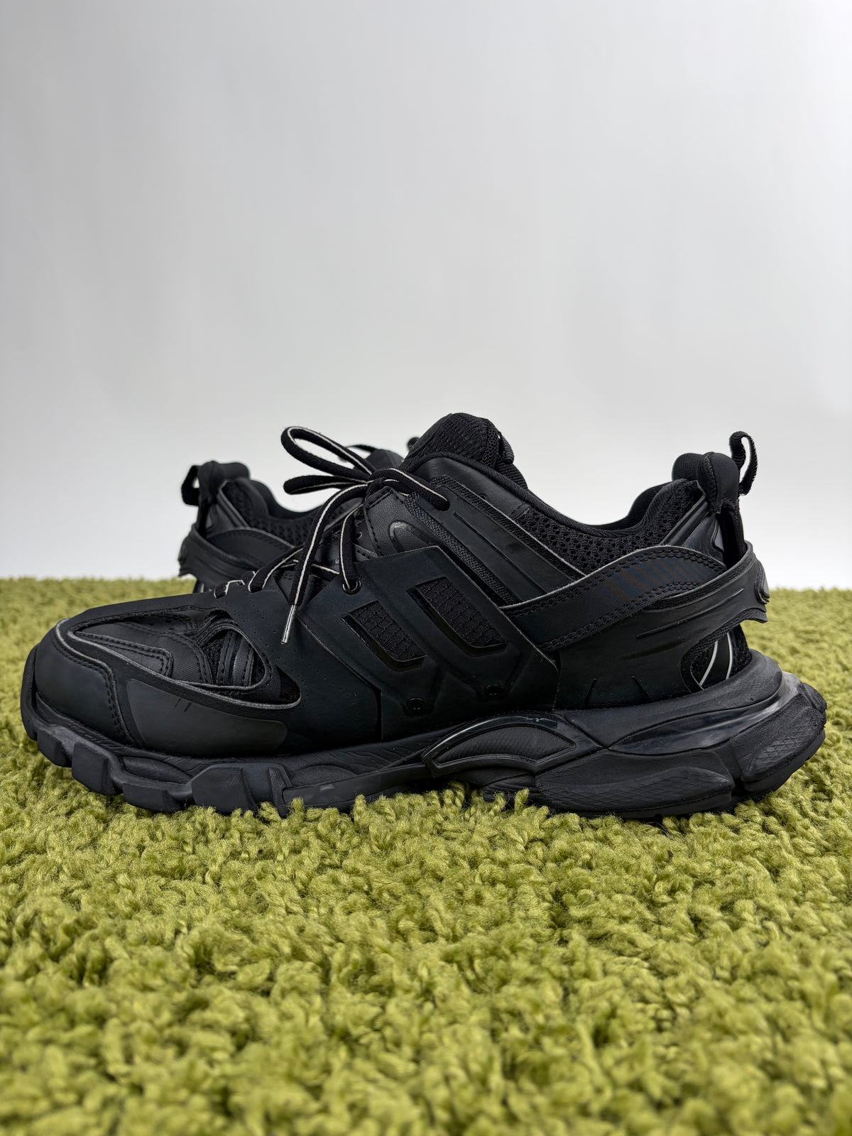 Balenciaga Track Nera 43