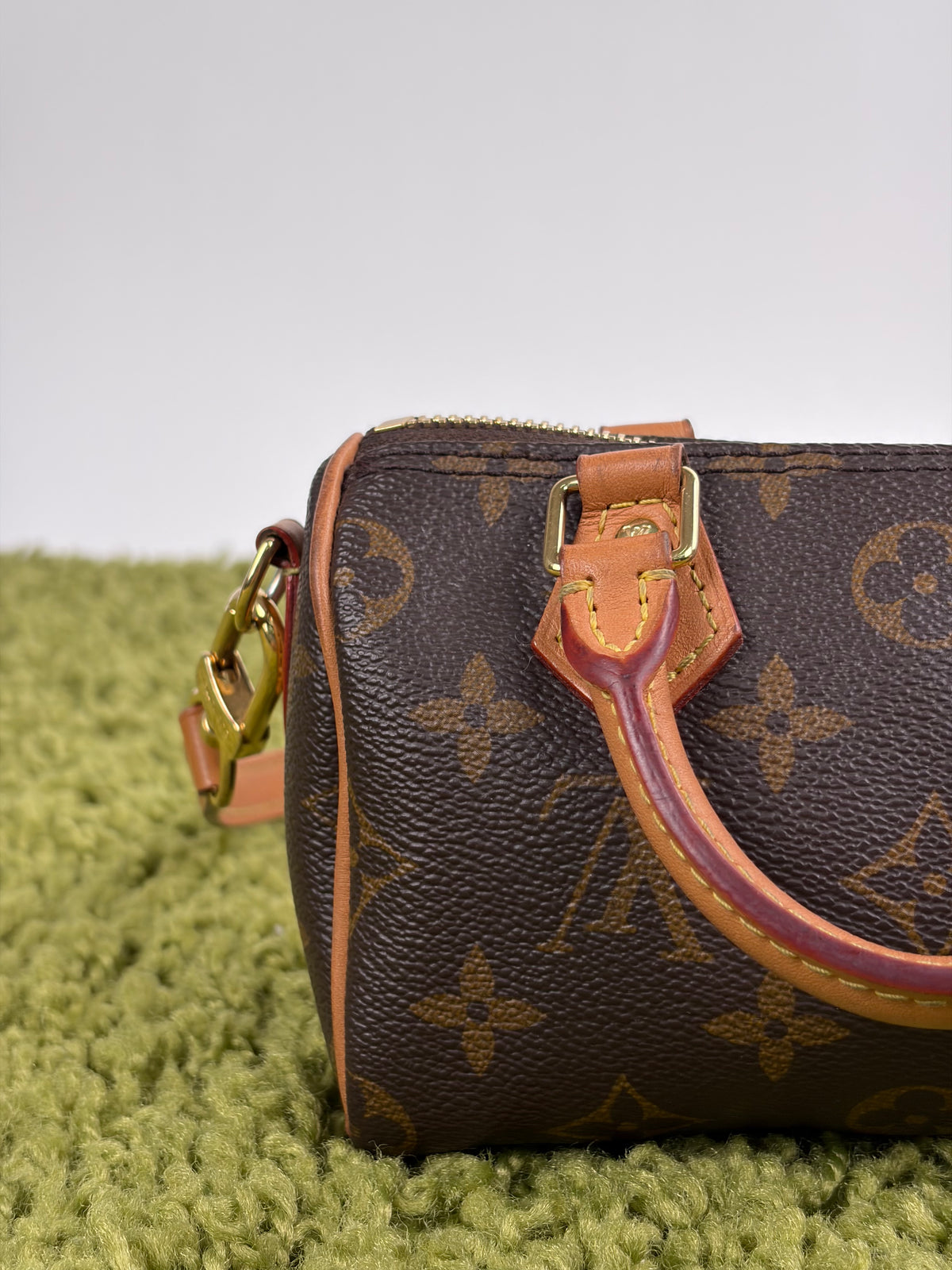 Borsa Louis Vuitton Nano Speedy Marrone