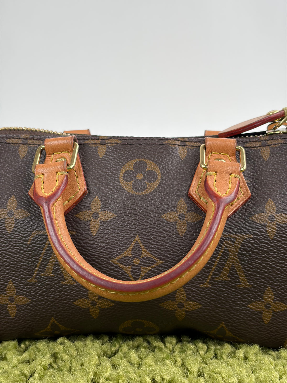 Borsa Louis Vuitton Nano Speedy Marrone