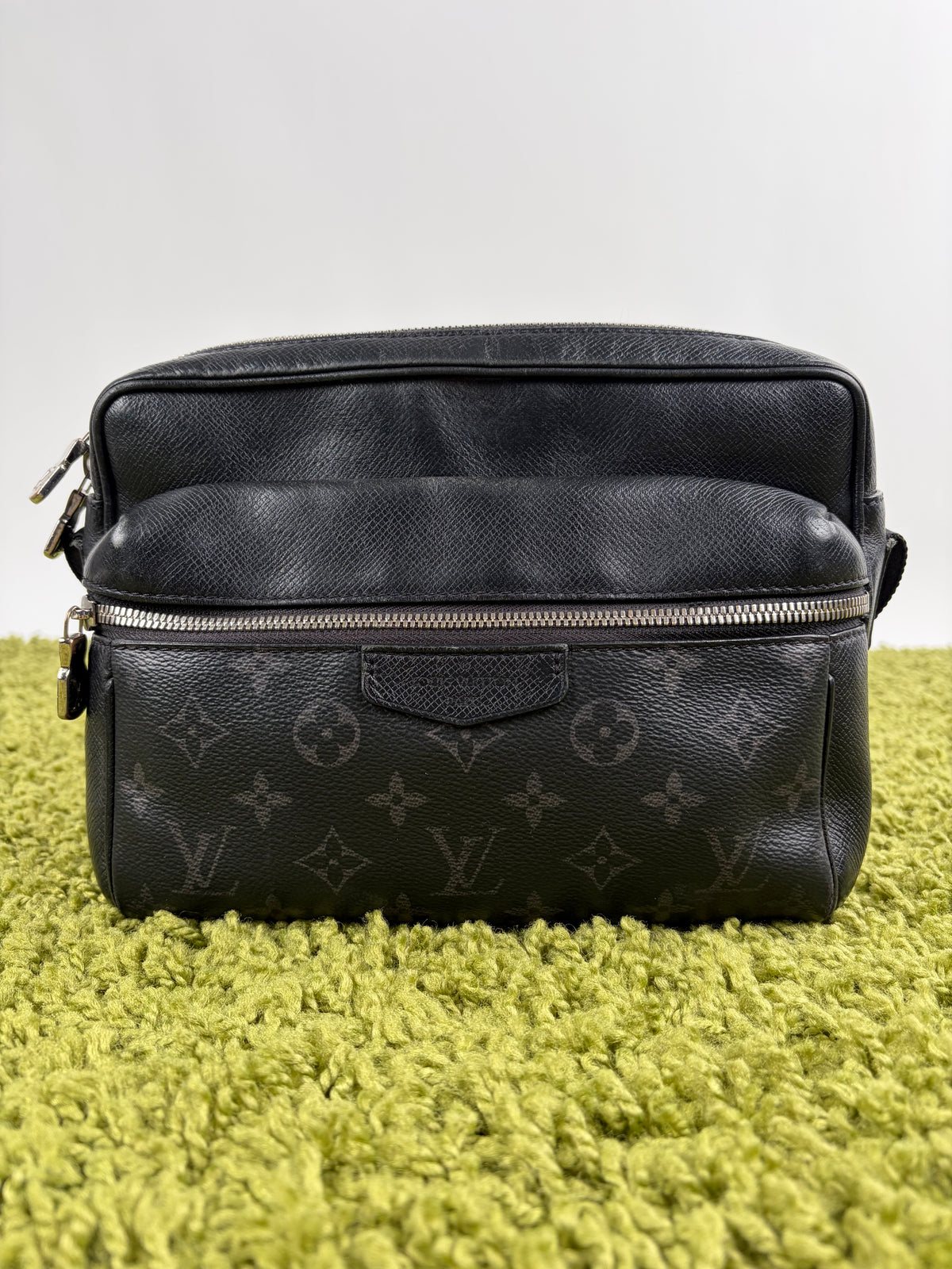 Borsa Louis Vuitton Outdoor Messenger Nera