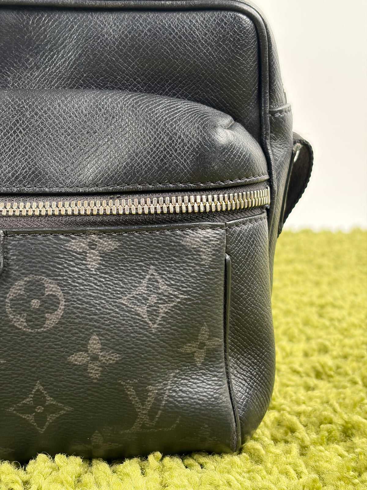 Borsa Louis Vuitton Outdoor Messenger Nera - Second Hand Di Fiore