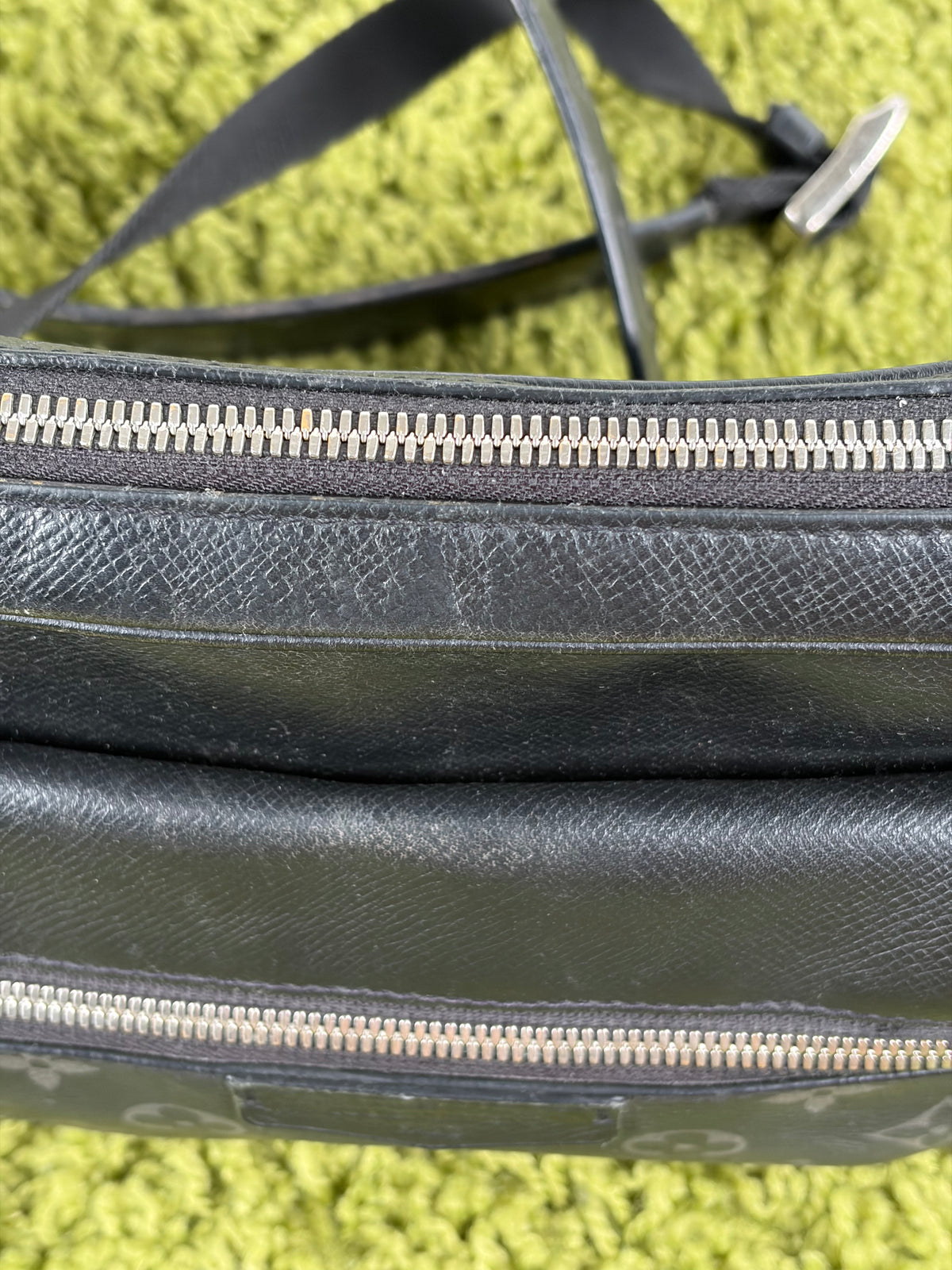 Borsa Louis Vuitton Outdoor Messenger Nera