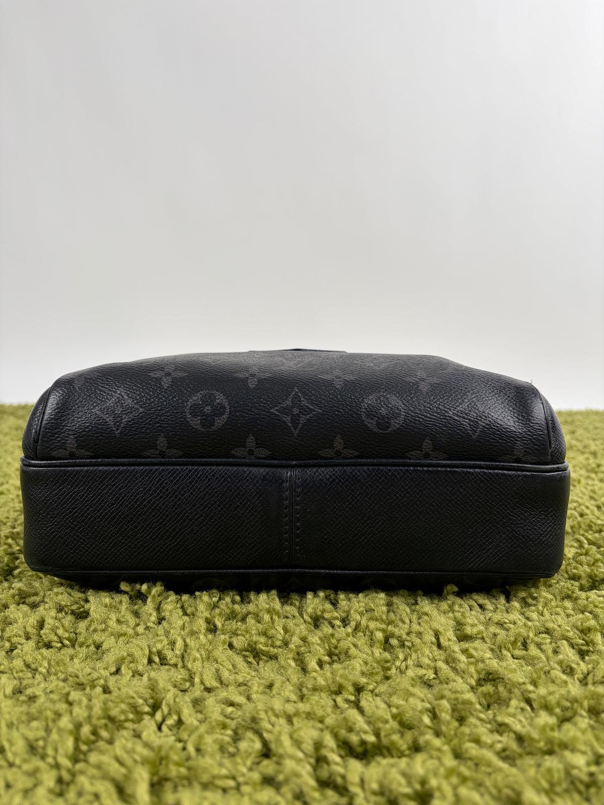 Borsa Louis Vuitton Outdoor Messenger Nera
