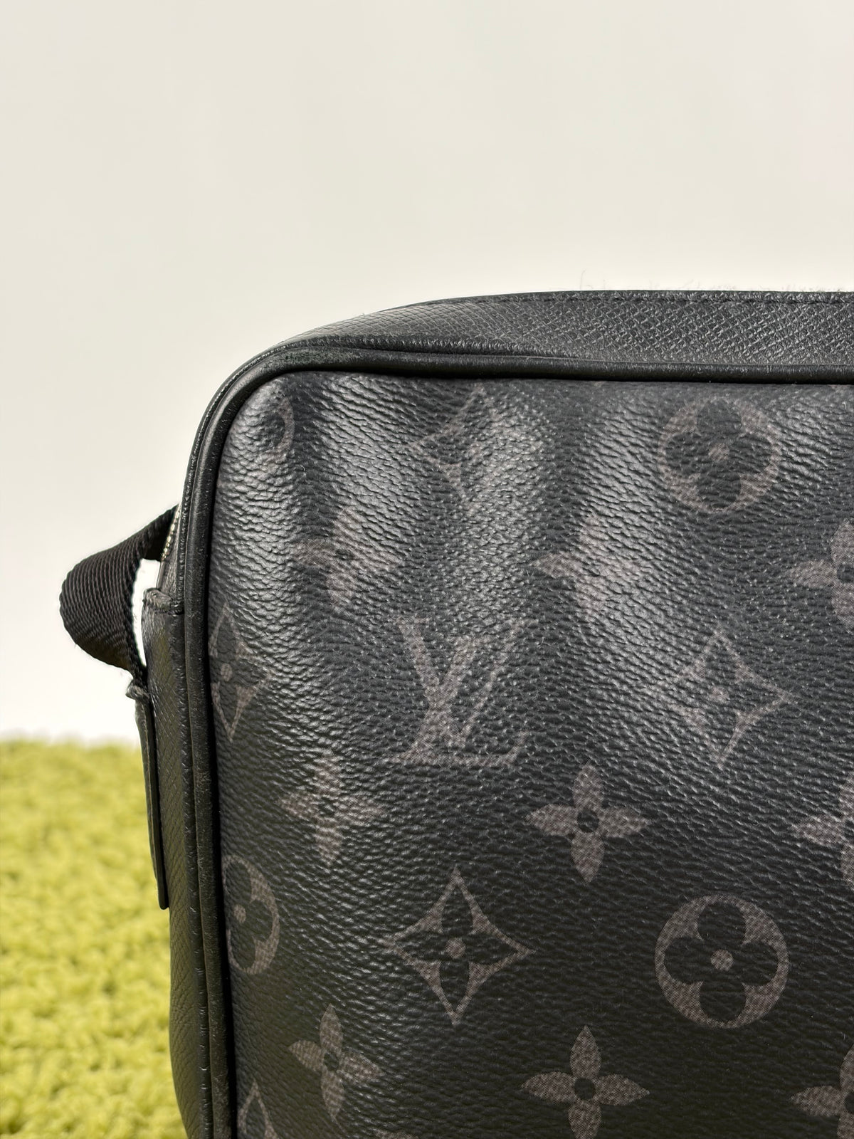 Borsa Louis Vuitton Outdoor Messenger Nera