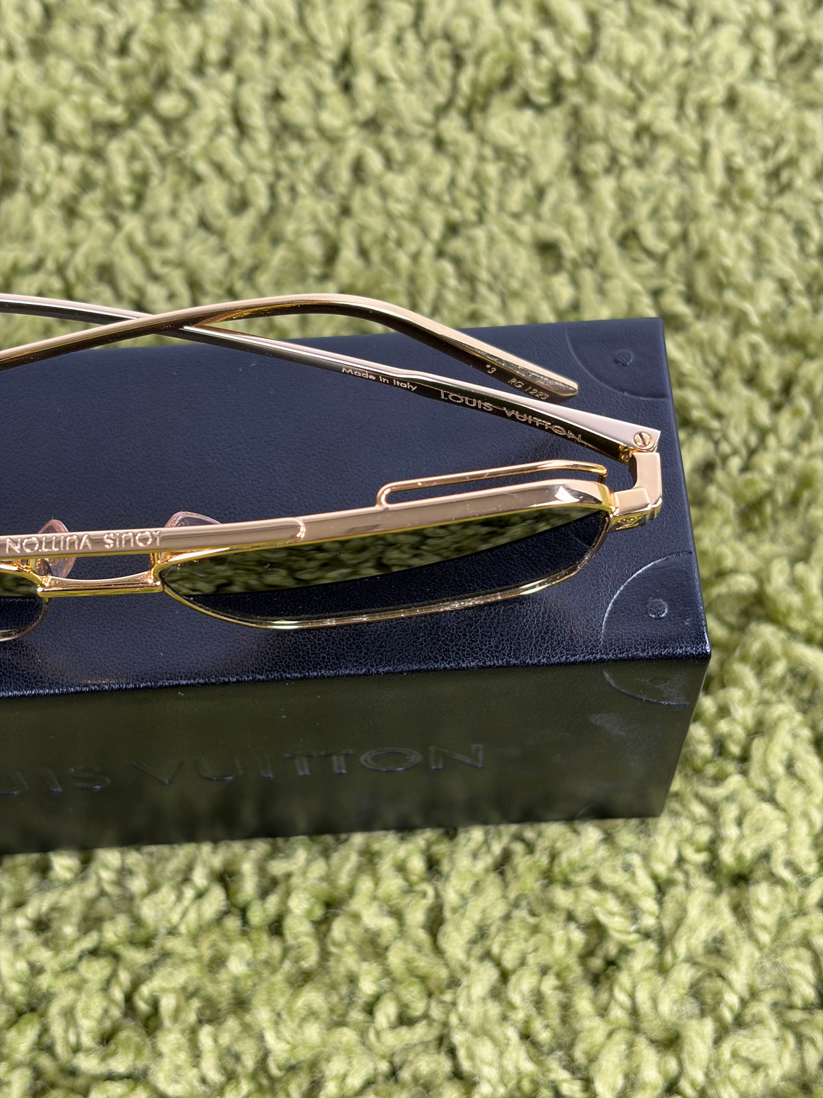Occhiali da sole Louis Vuitton Rise Metal Oro
