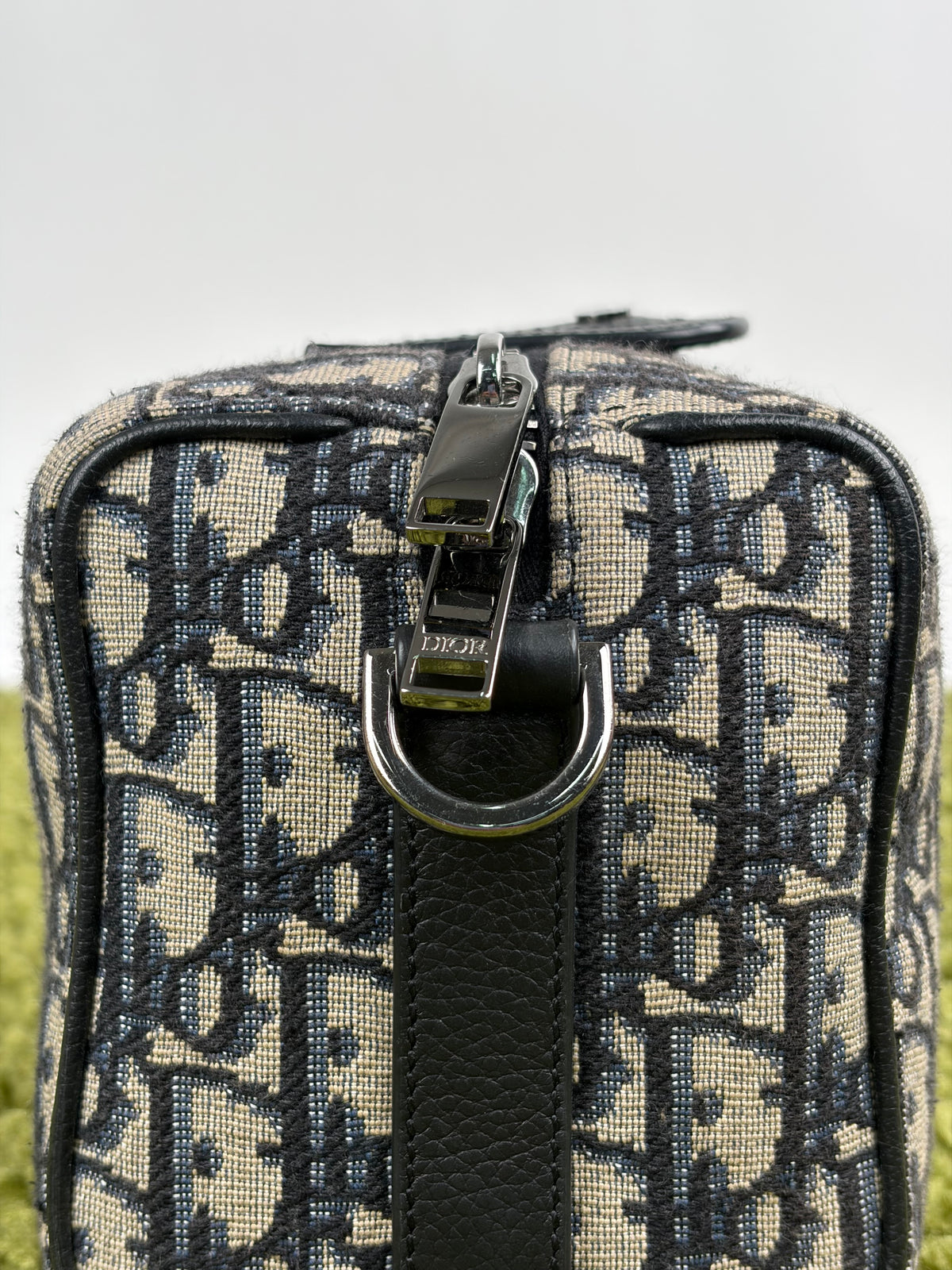 Borsa Christian Dior Lingot 22 in tela Jacquard Oblique Blu Marino