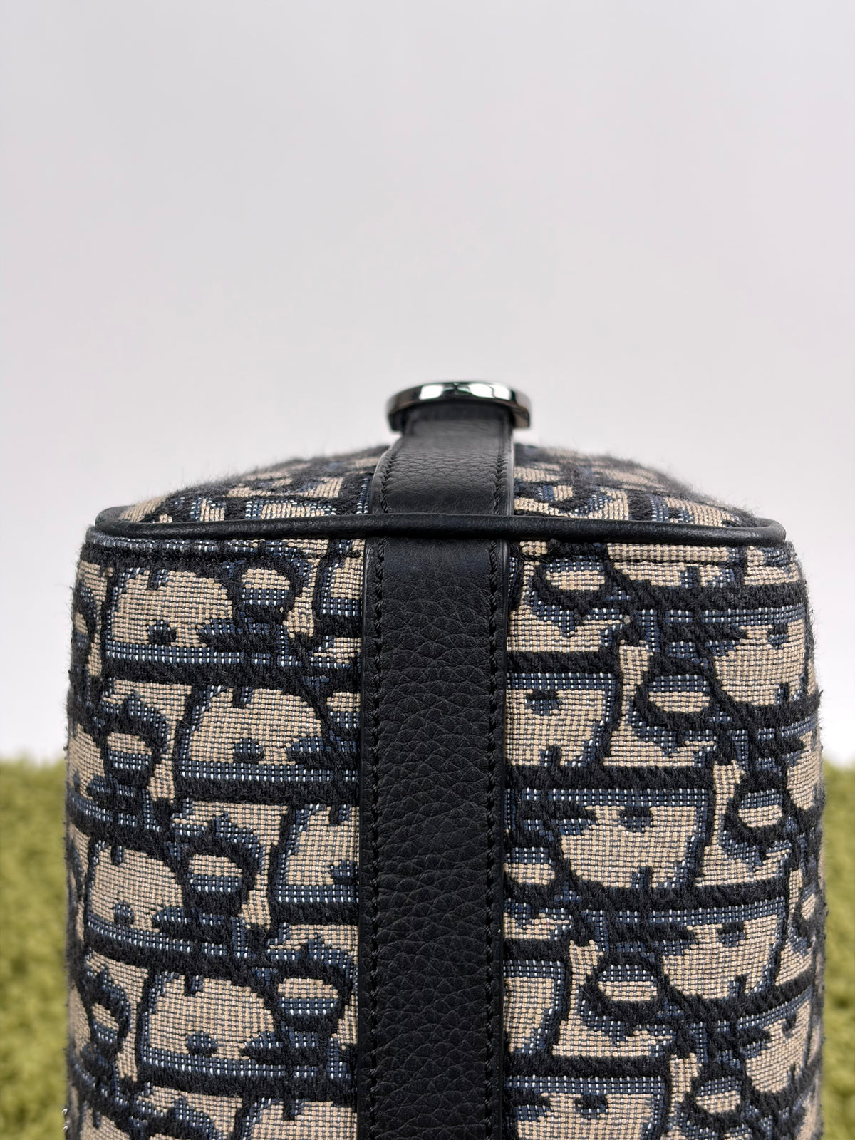 Borsa Christian Dior Lingot 22 in tela Jacquard Oblique Blu Marino