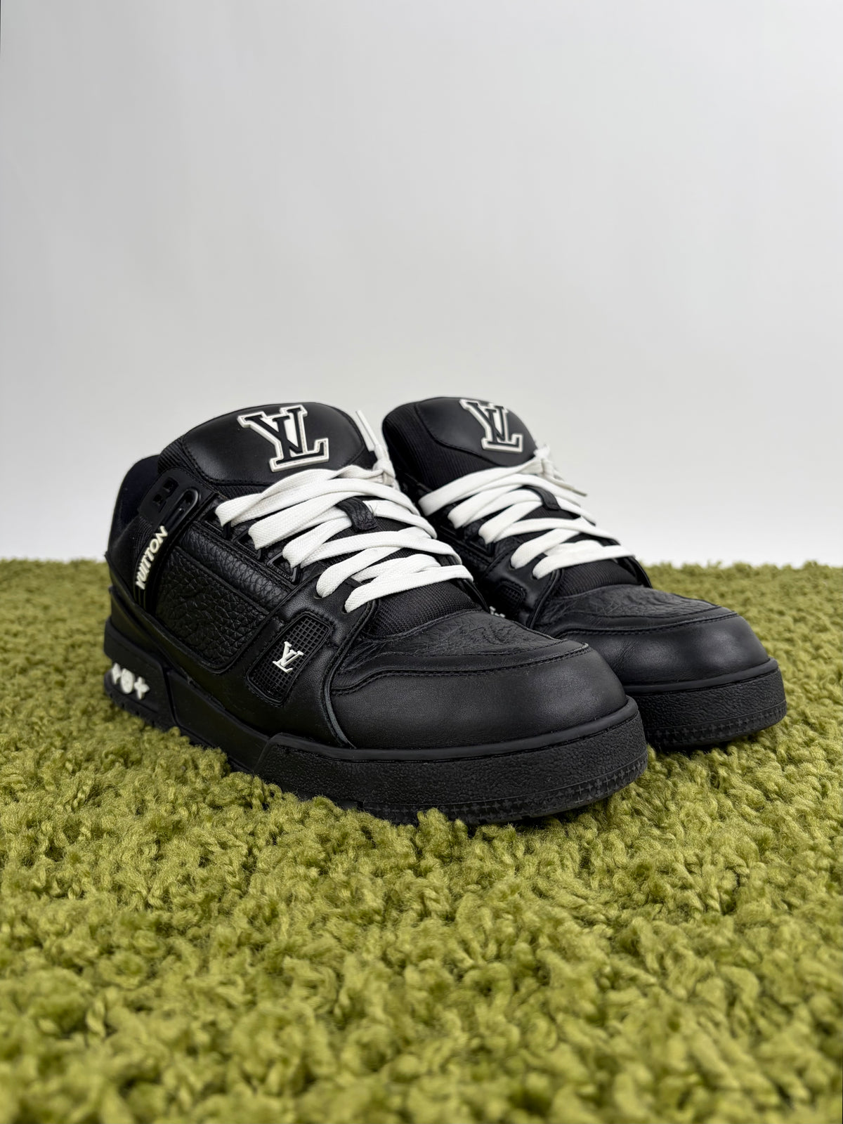 Louis Vuitton Trainer Nera 6