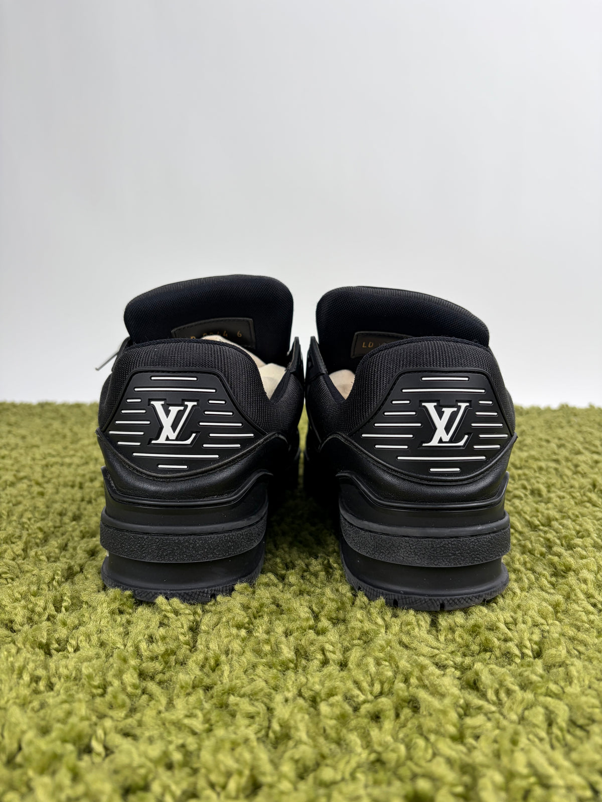 Louis Vuitton Trainer Nera 6