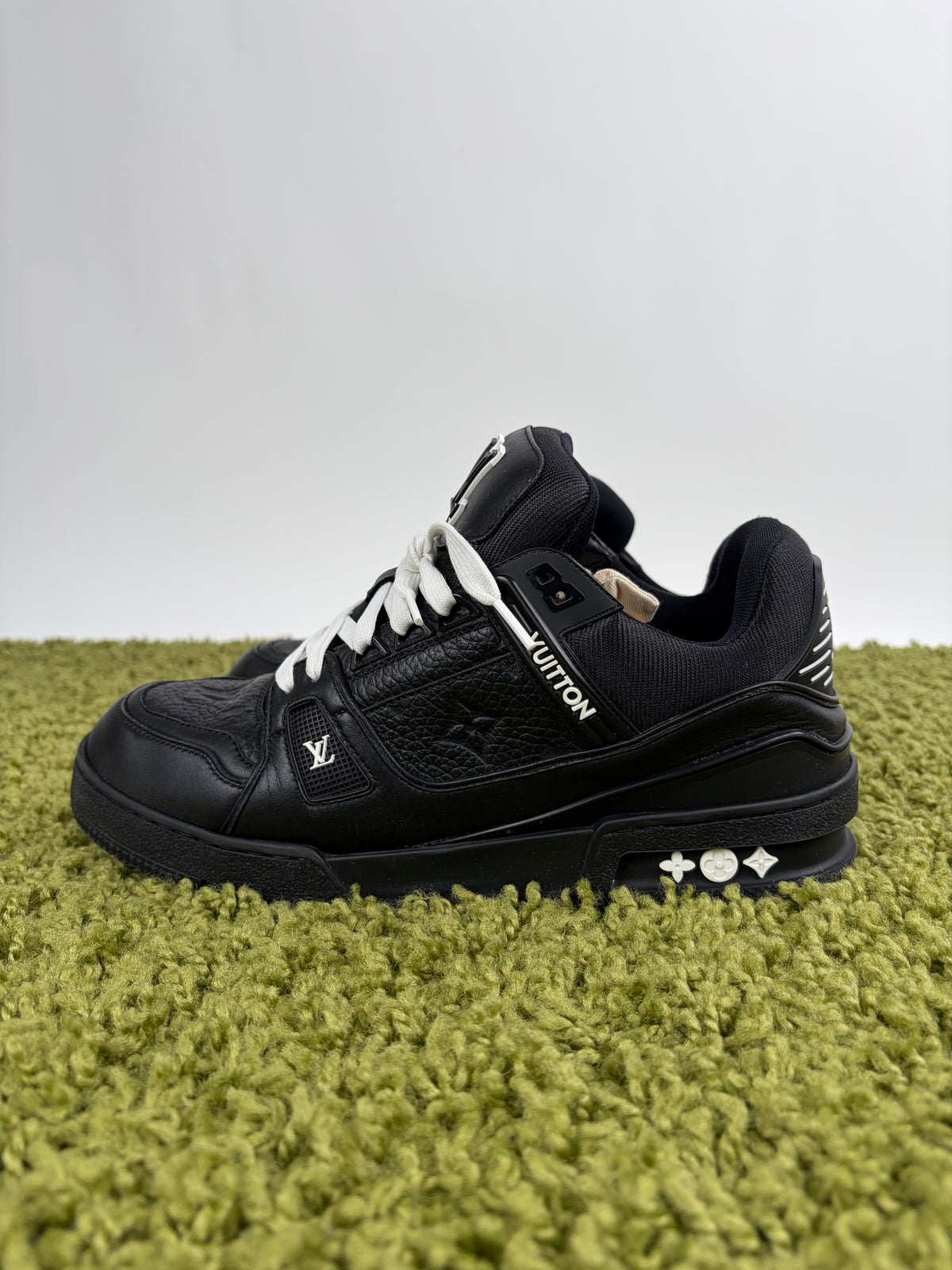 Louis Vuitton Trainer Nera 6