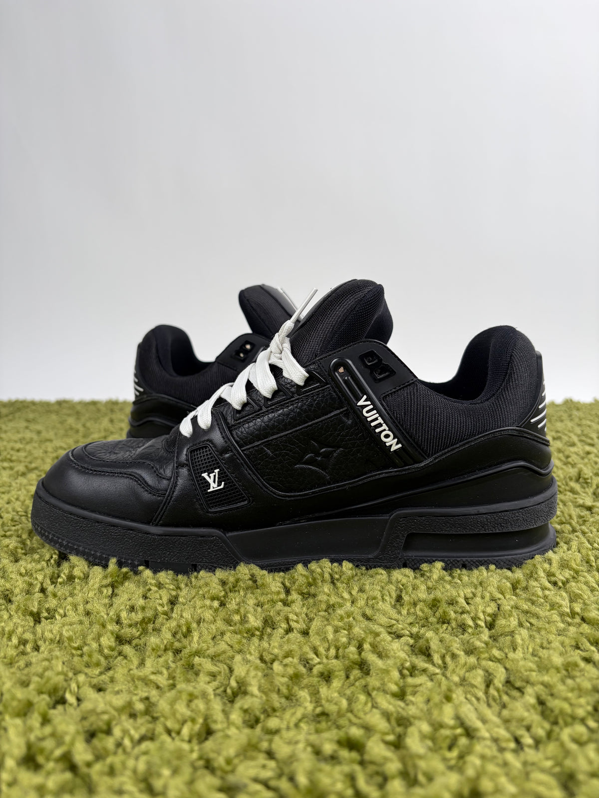 Louis Vuitton Trainer Nera 6