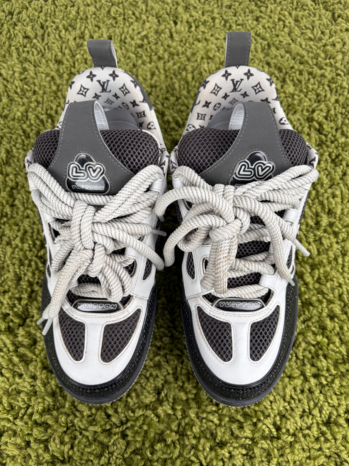 Louis Vuitton Skate Grigia 7 - Second Hand Di Fiore