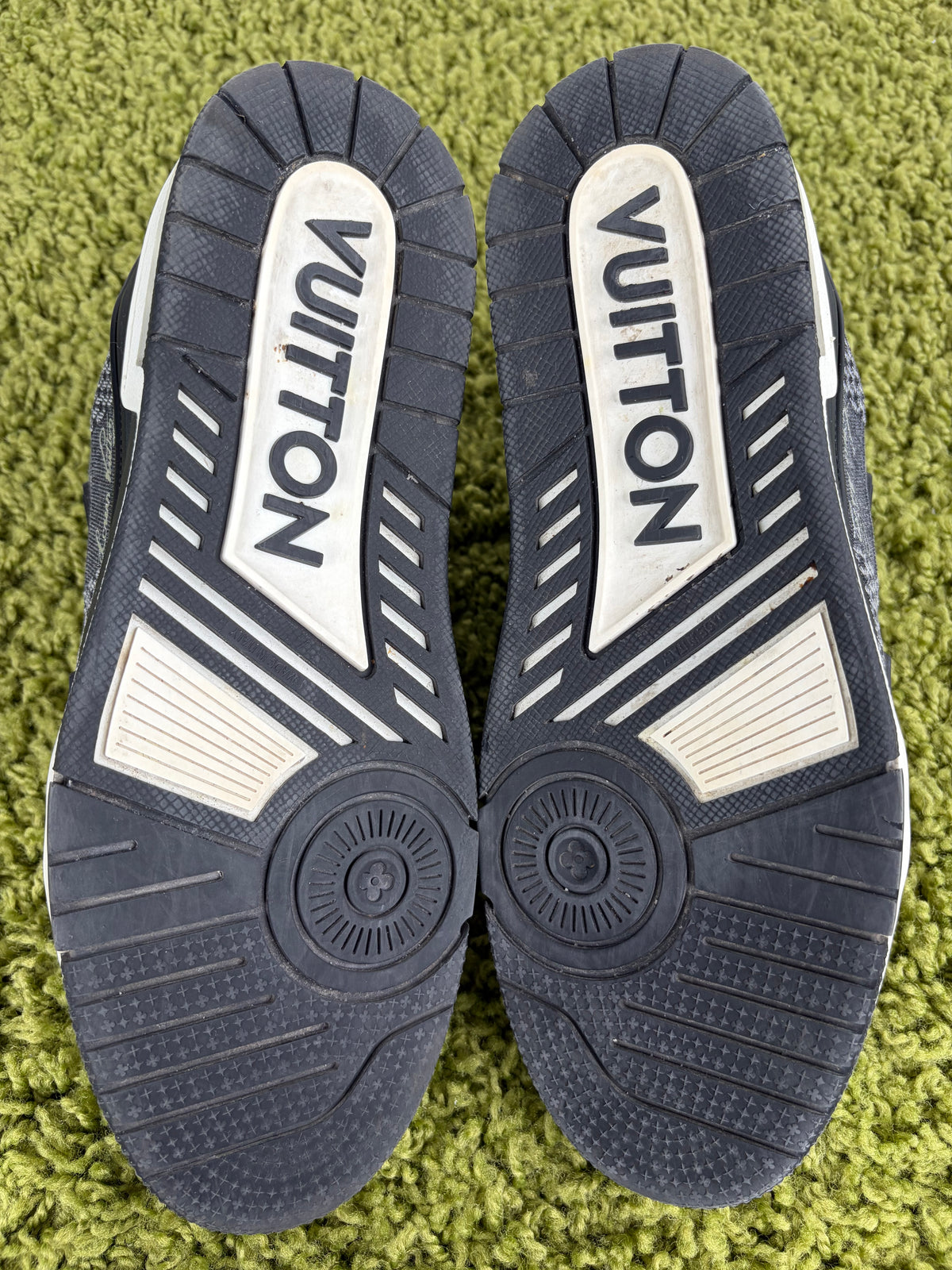Louis Vuitton Trainer Nera 7