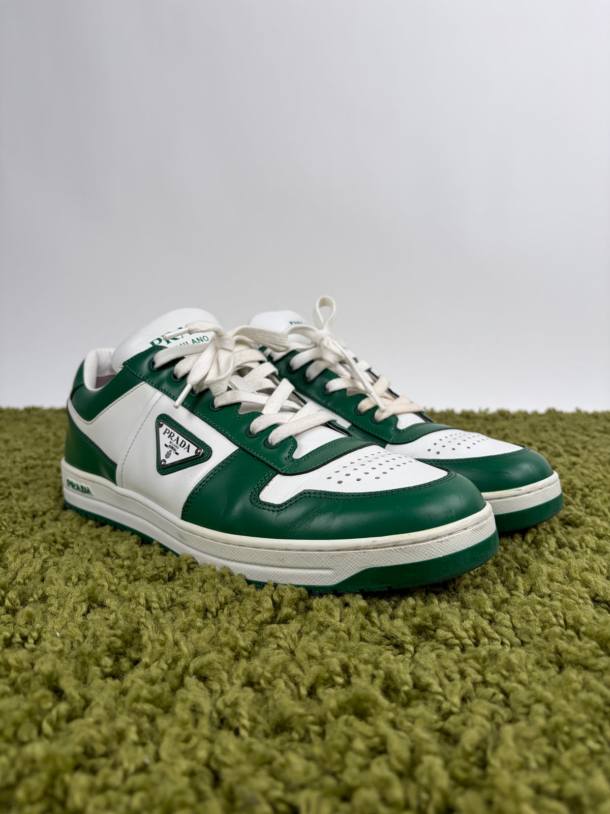 Prada DownTown Verde 9.5