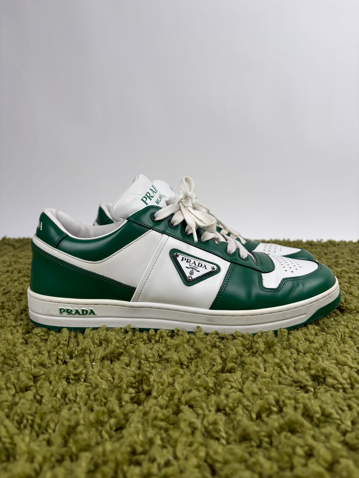 Prada DownTown Verde 9.5