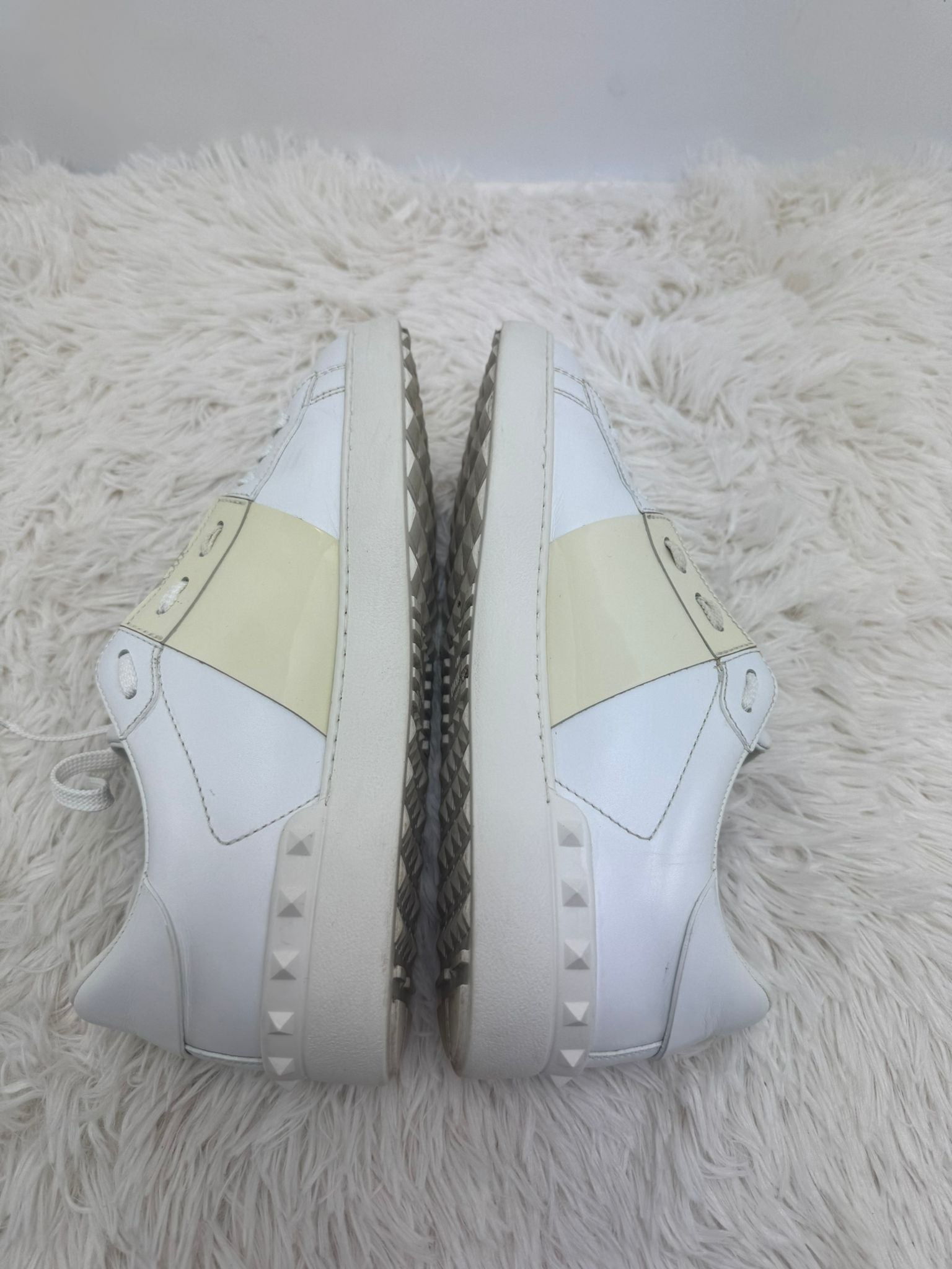 Valentino 40