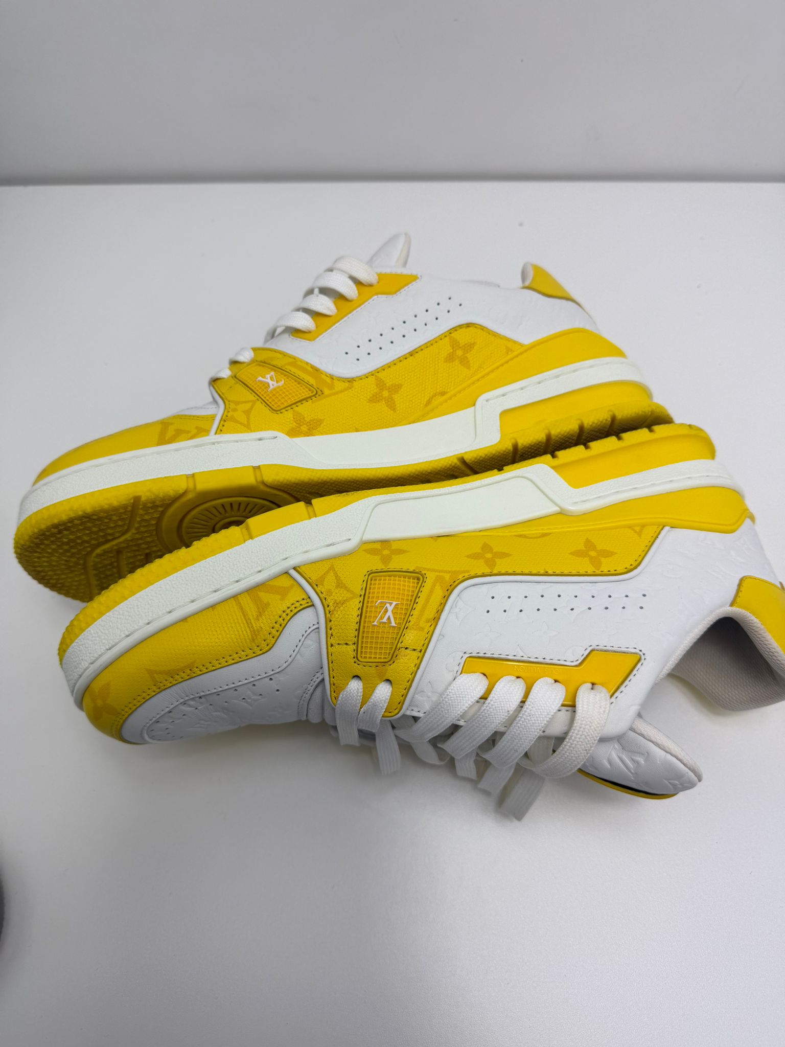 Louis Vuitton trainer giallo 43.5