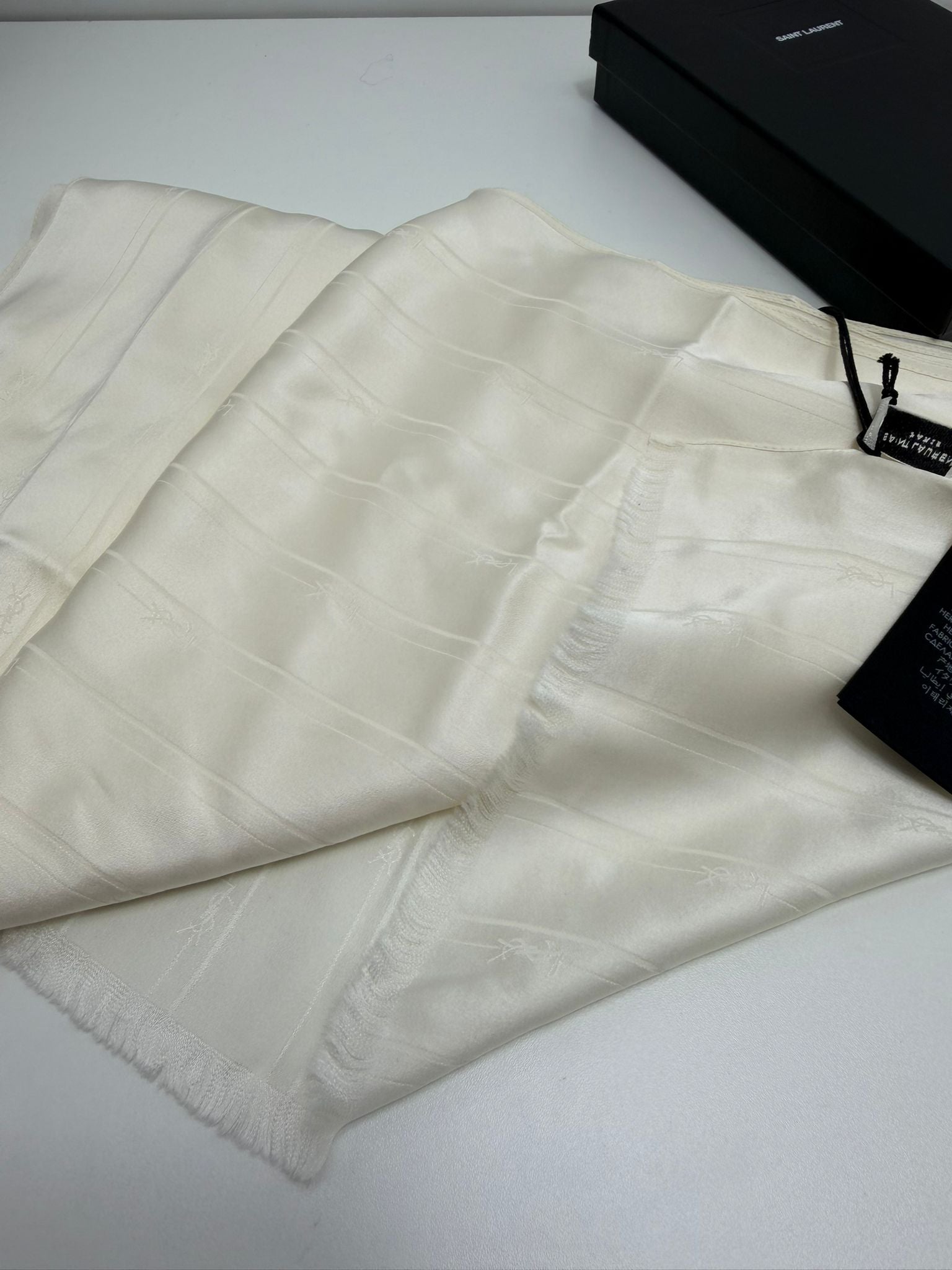 Stola YSL yven saint laurent