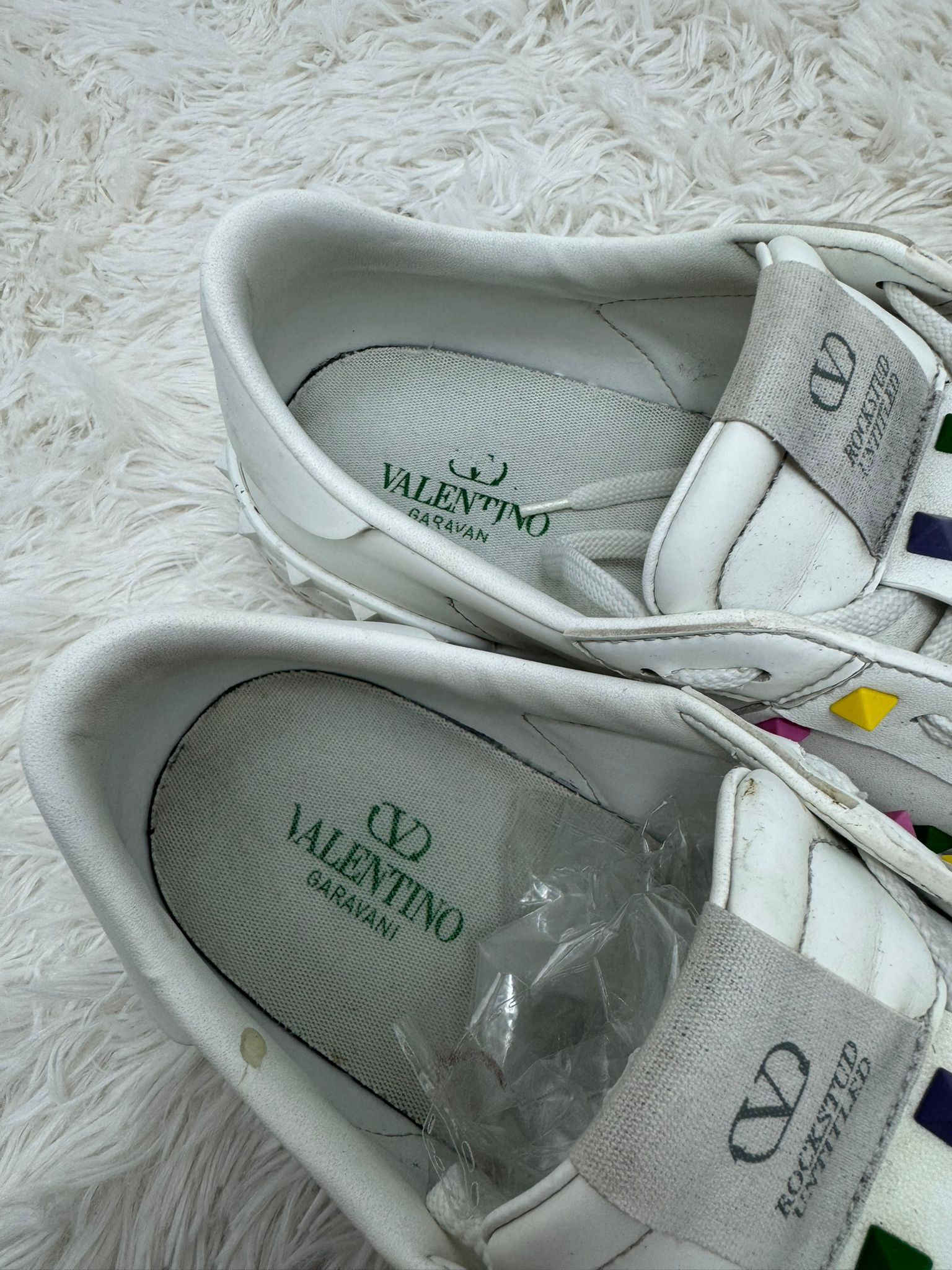 Valentino 45