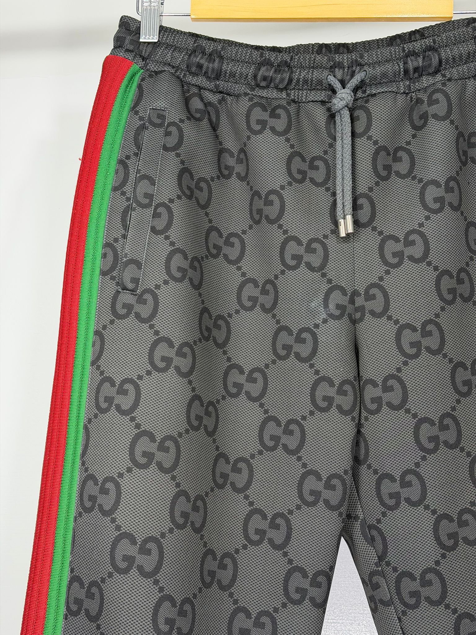 Completo Gucci Size M/S grigio rosso e verde
