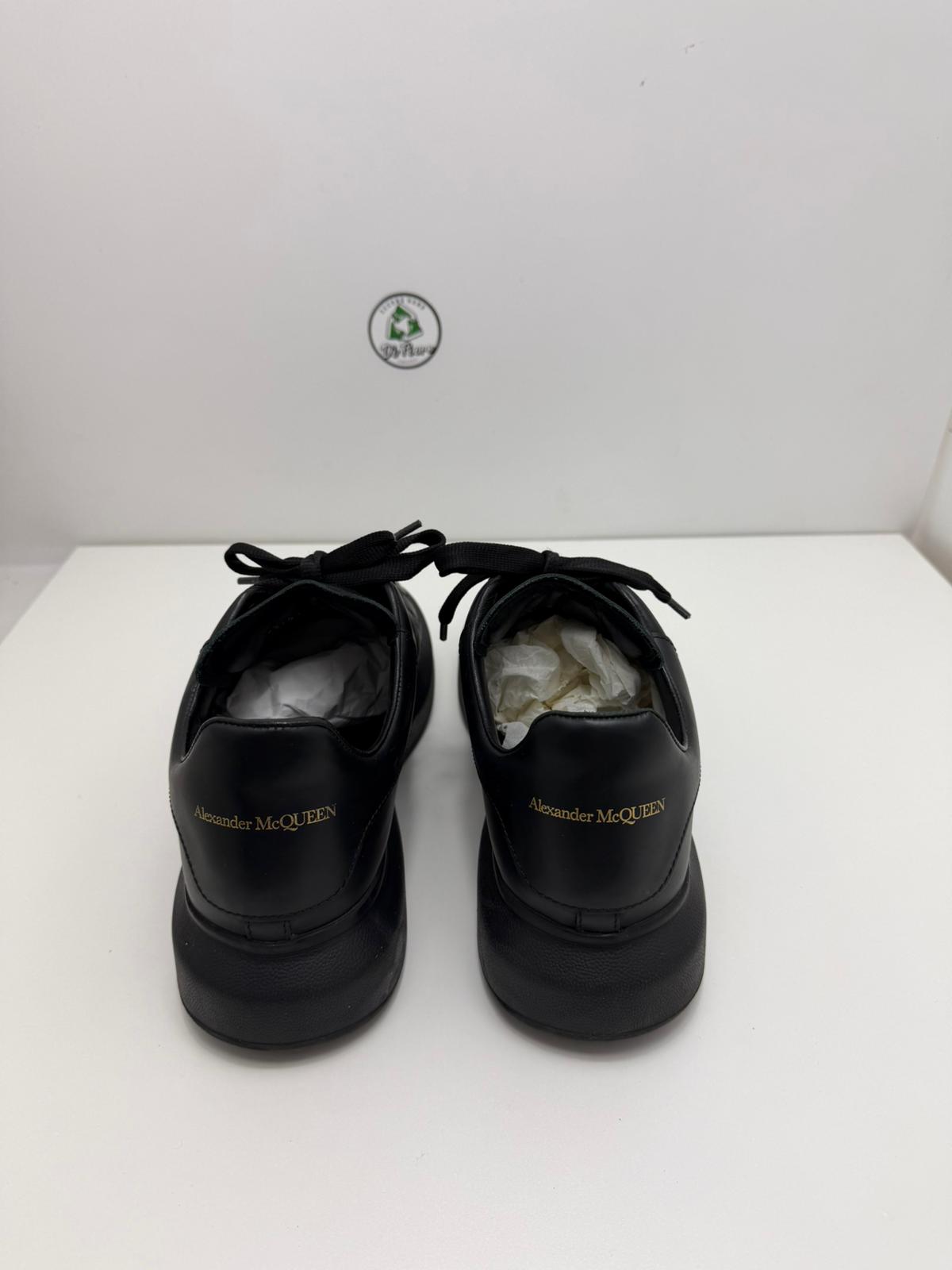 McQueen Size 43 nera