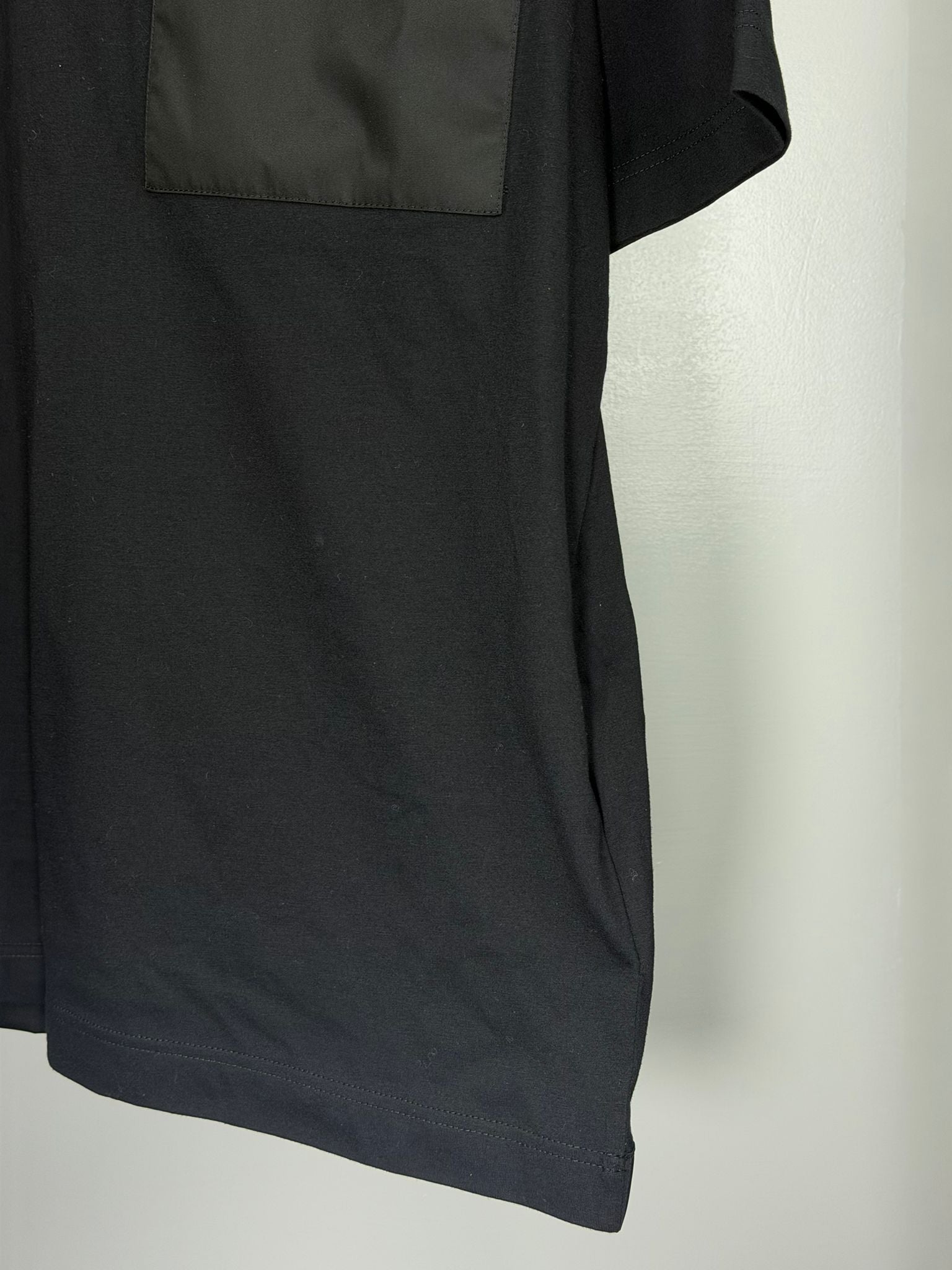 T-shirt Prada Size XL nera