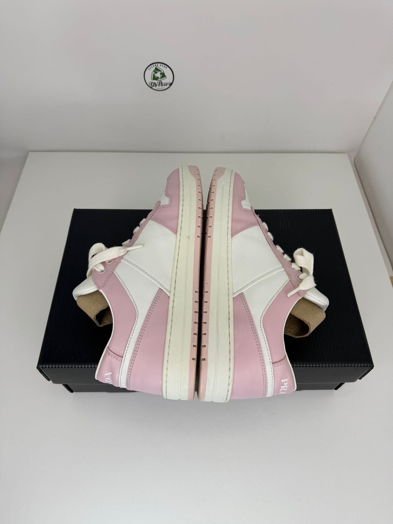 Prada downtown Size 39 bianche e rosa