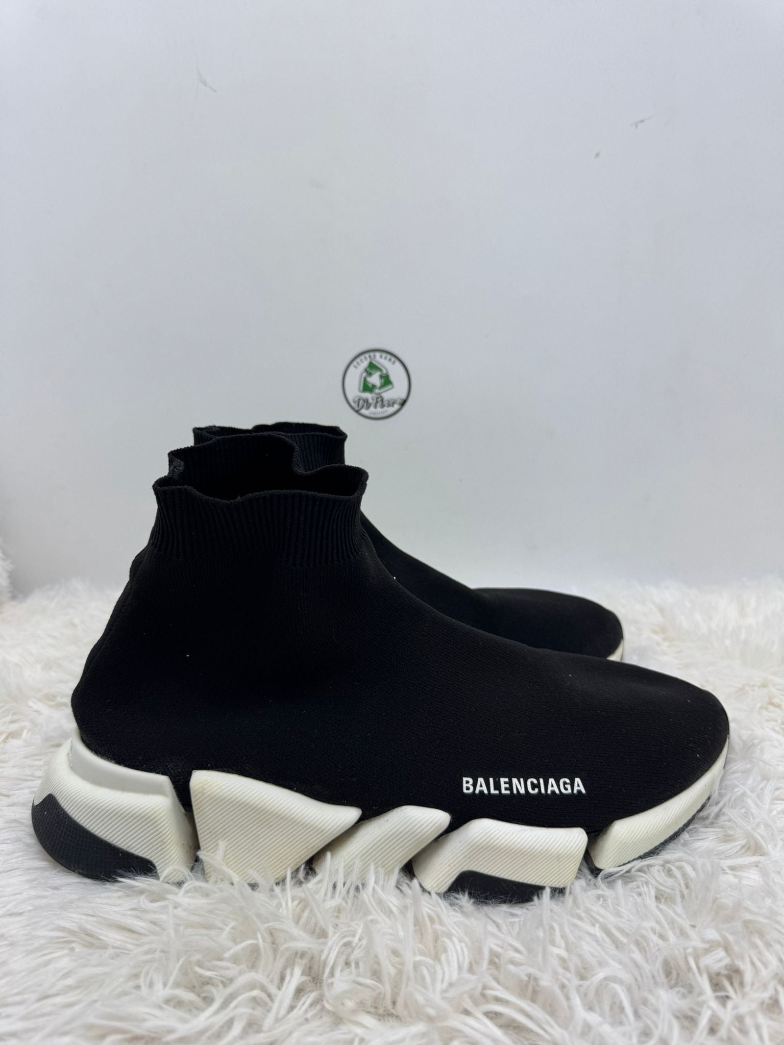 Balenciaga Speed 43
