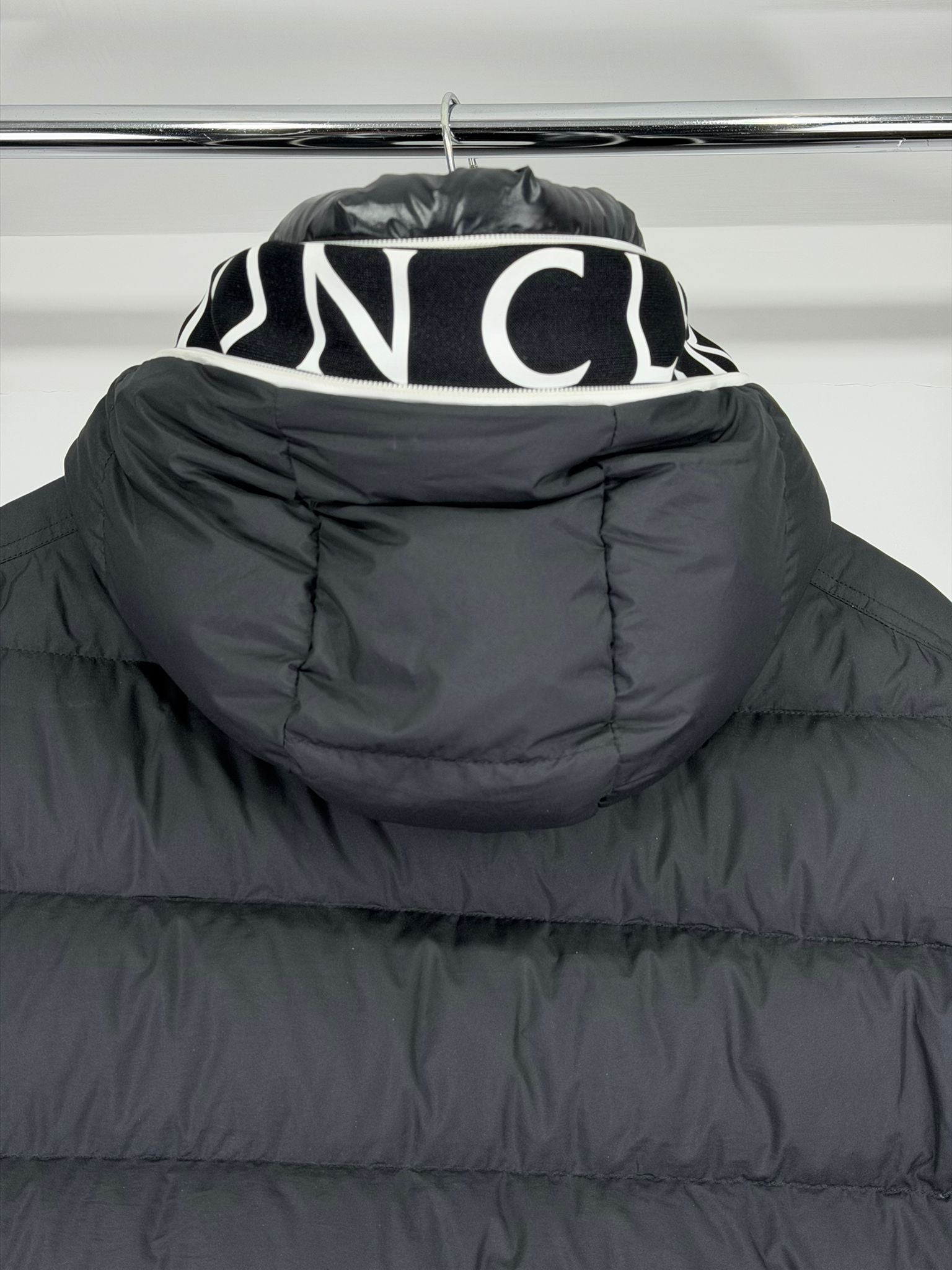 Moncler Size 3=M nero
