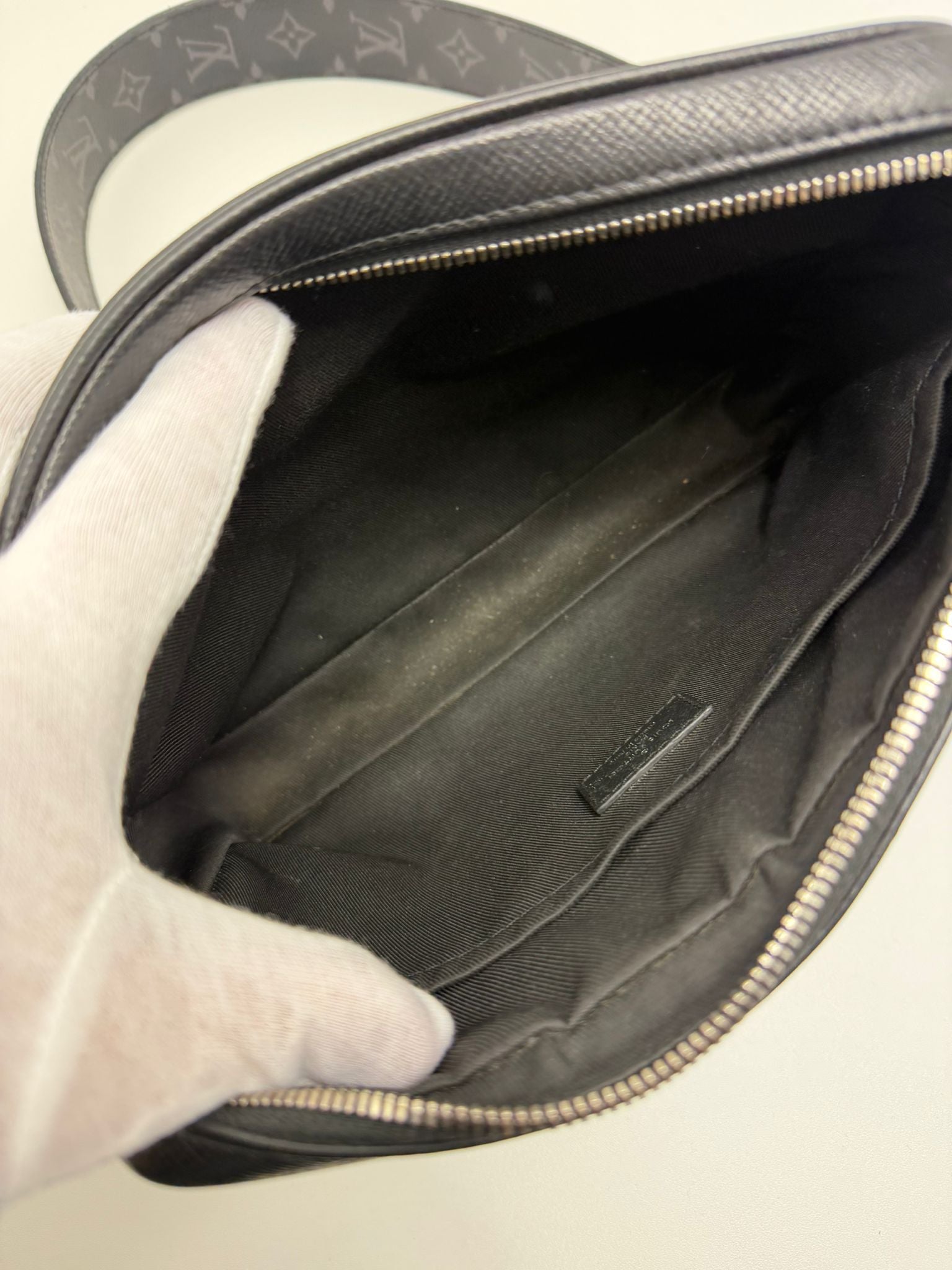 Borsello Louis Vuitton nero