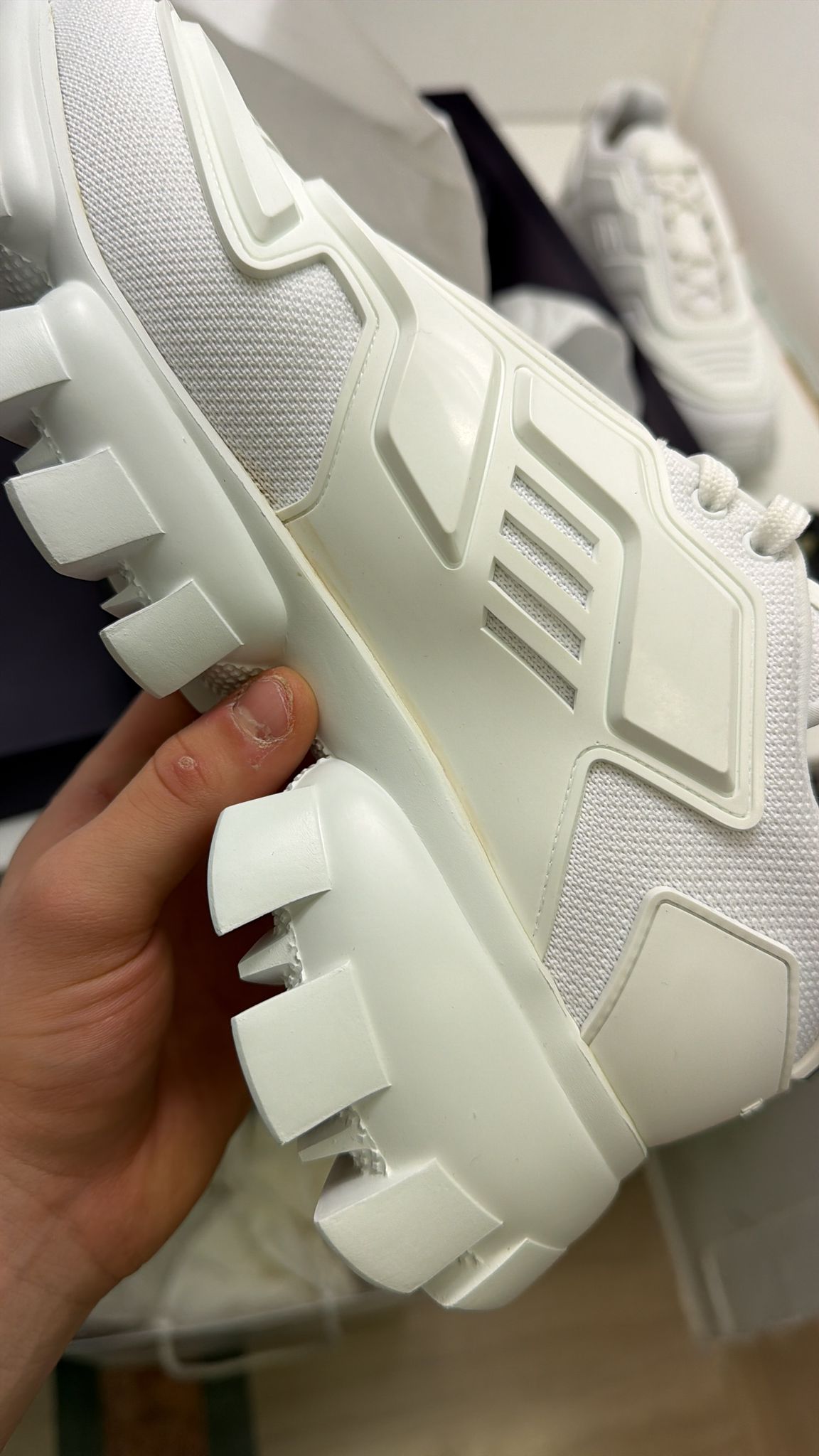 Prada Thunder bianca 40.5