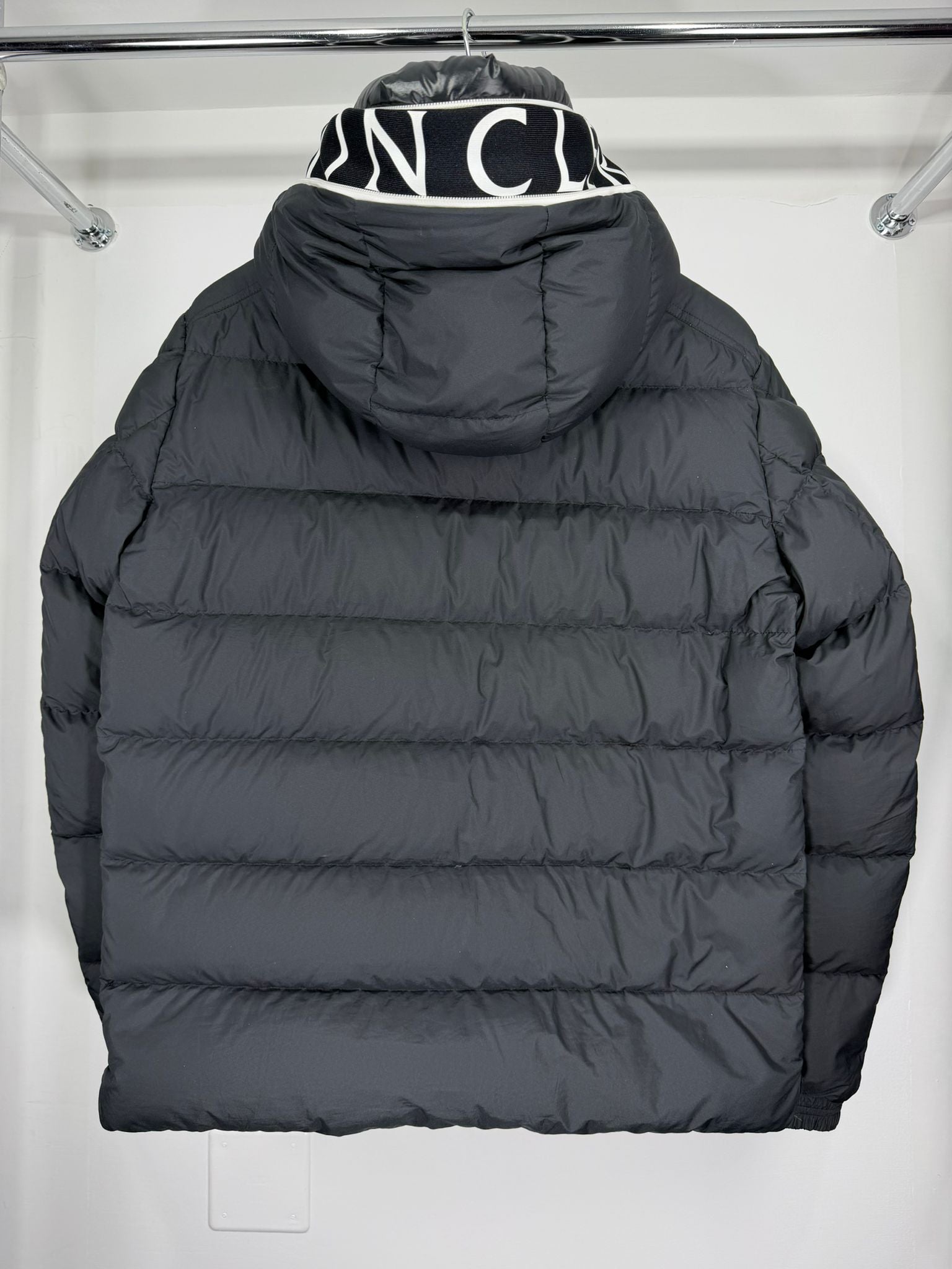 Moncler Size 3=M nero
