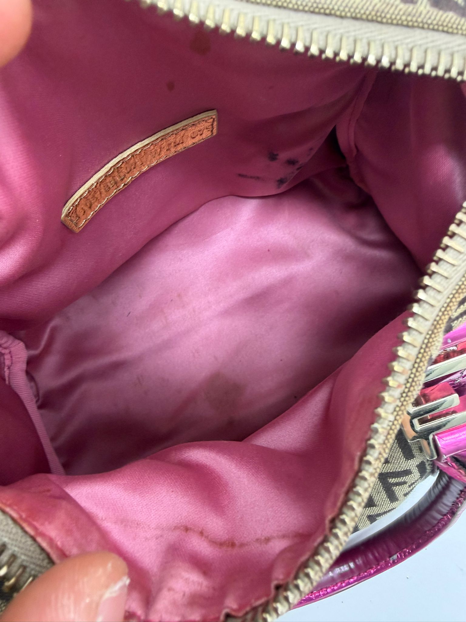 Mini bauletto Fendi beige e viola