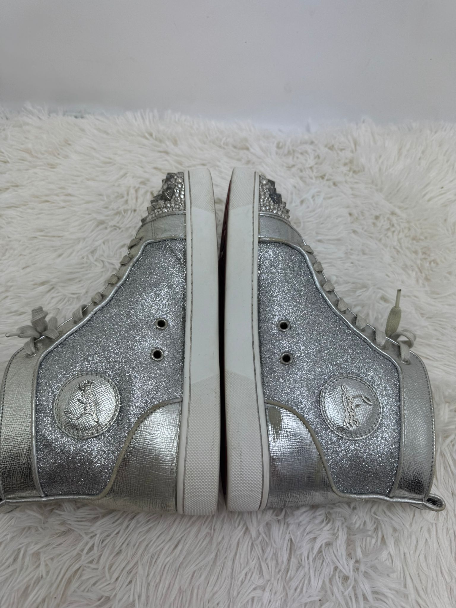 Louboutin 42